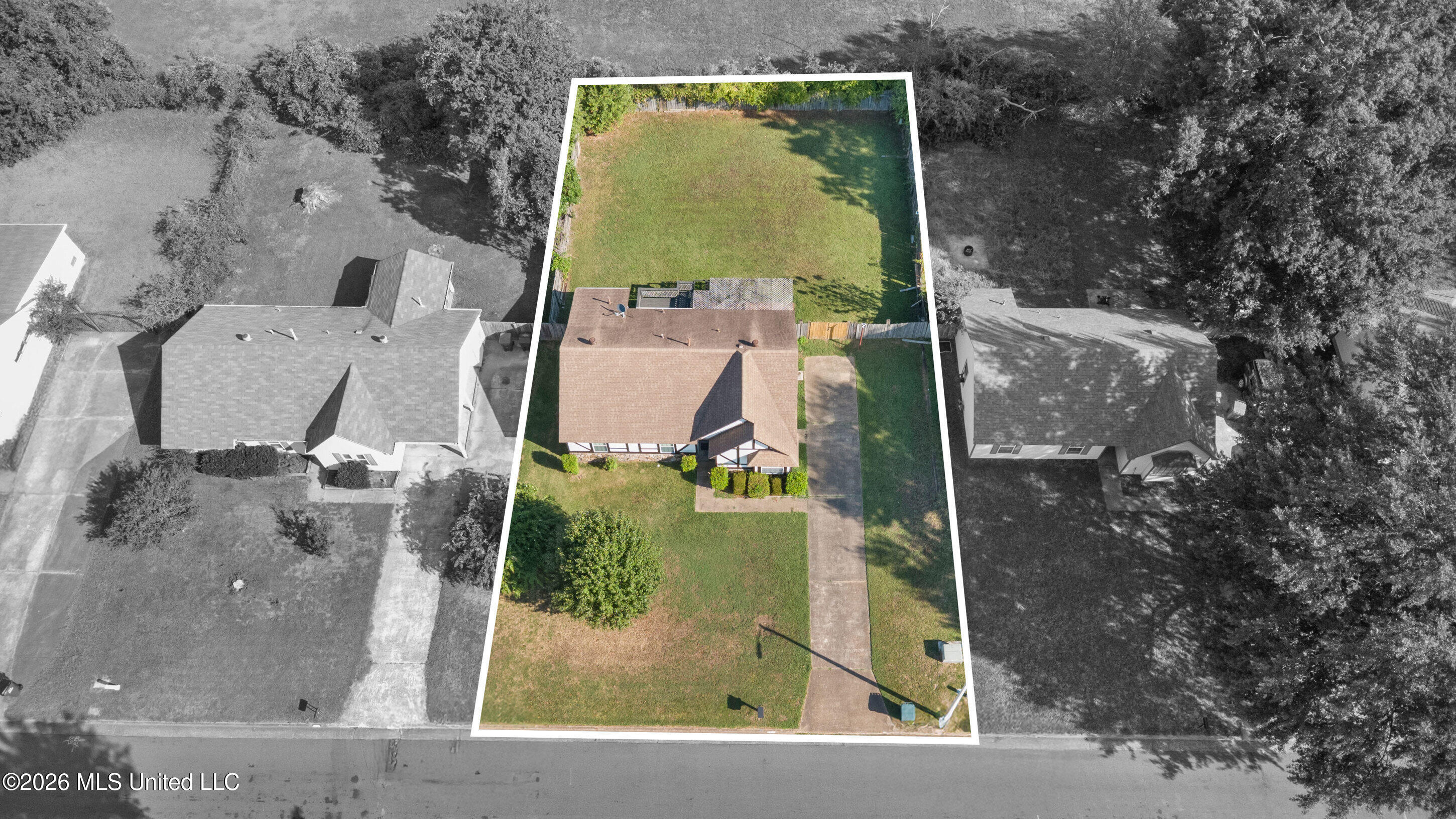 1880 Custer Drive Property Photo 22