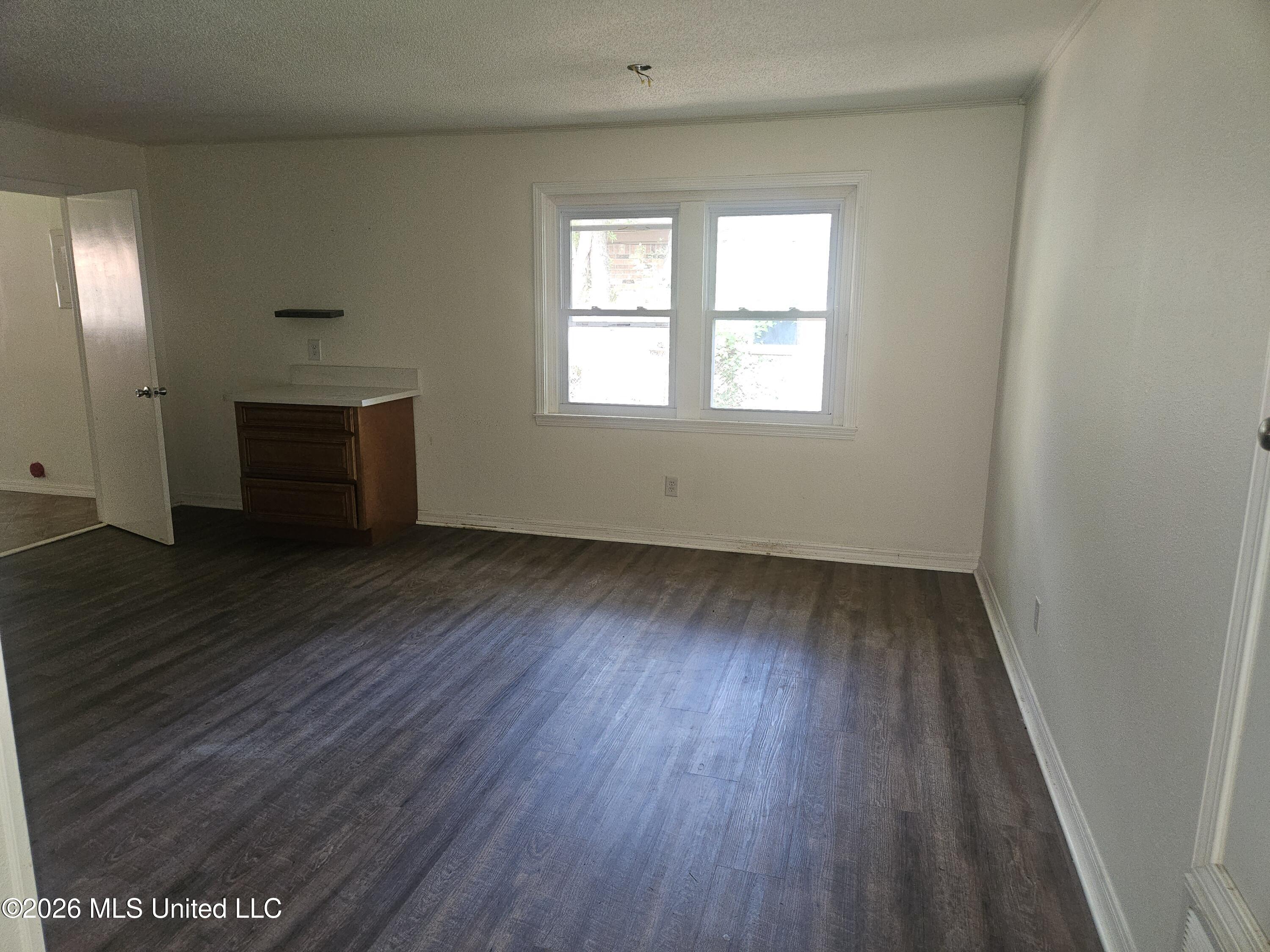 1309 Parktown Drive Property Photo 6