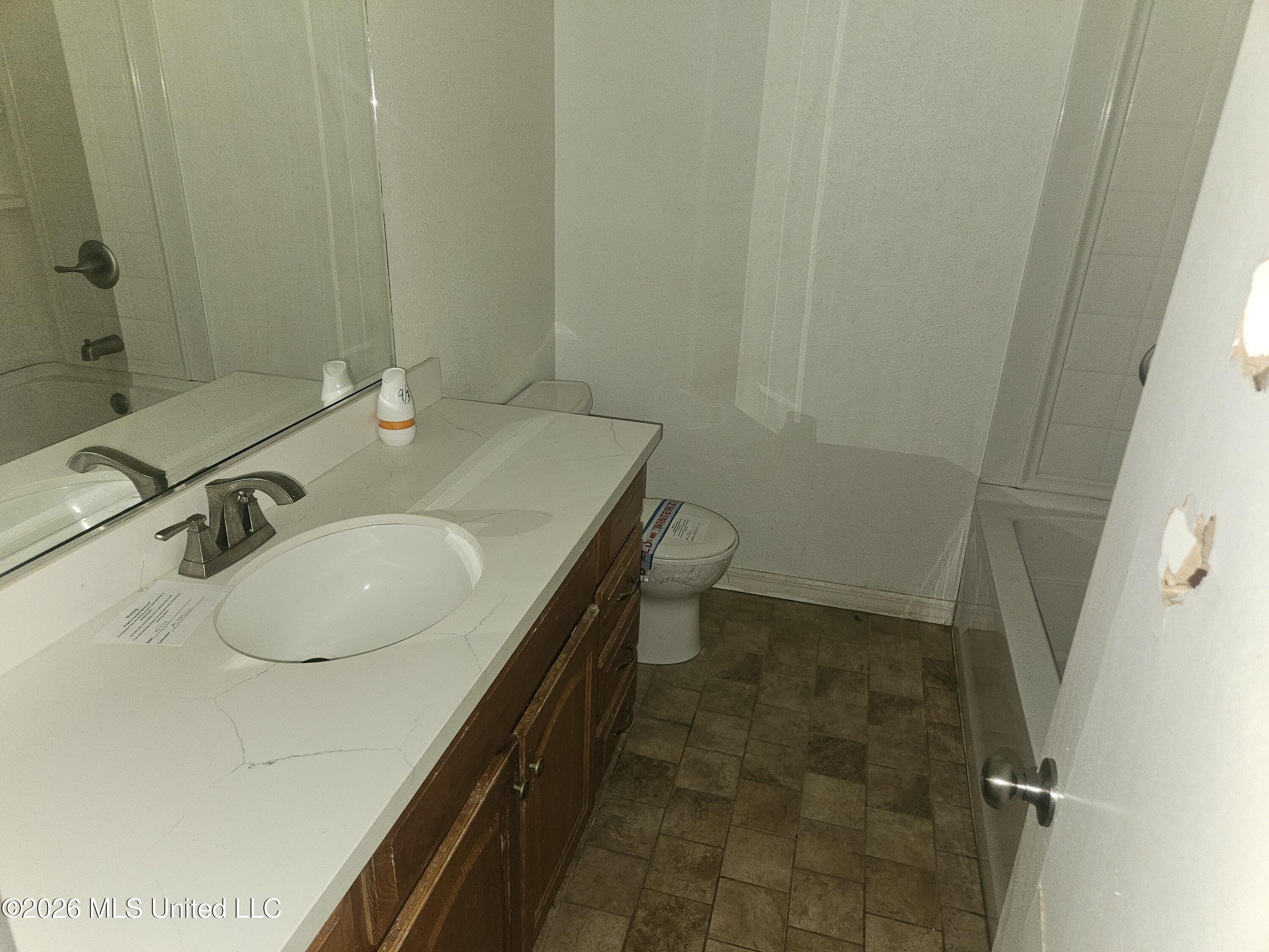 1309 Parktown Drive Property Photo 9