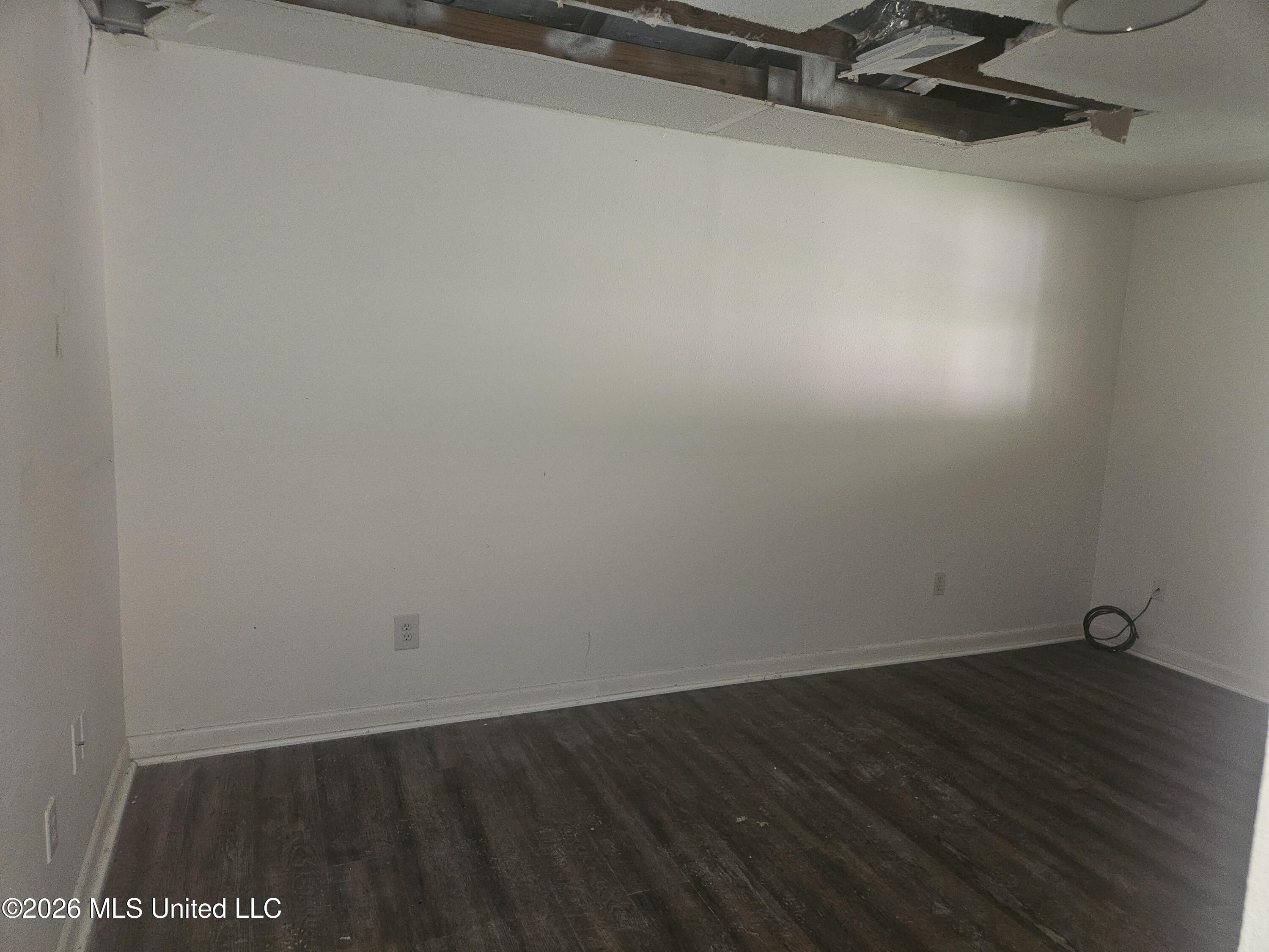 1309 Parktown Drive Property Photo 13