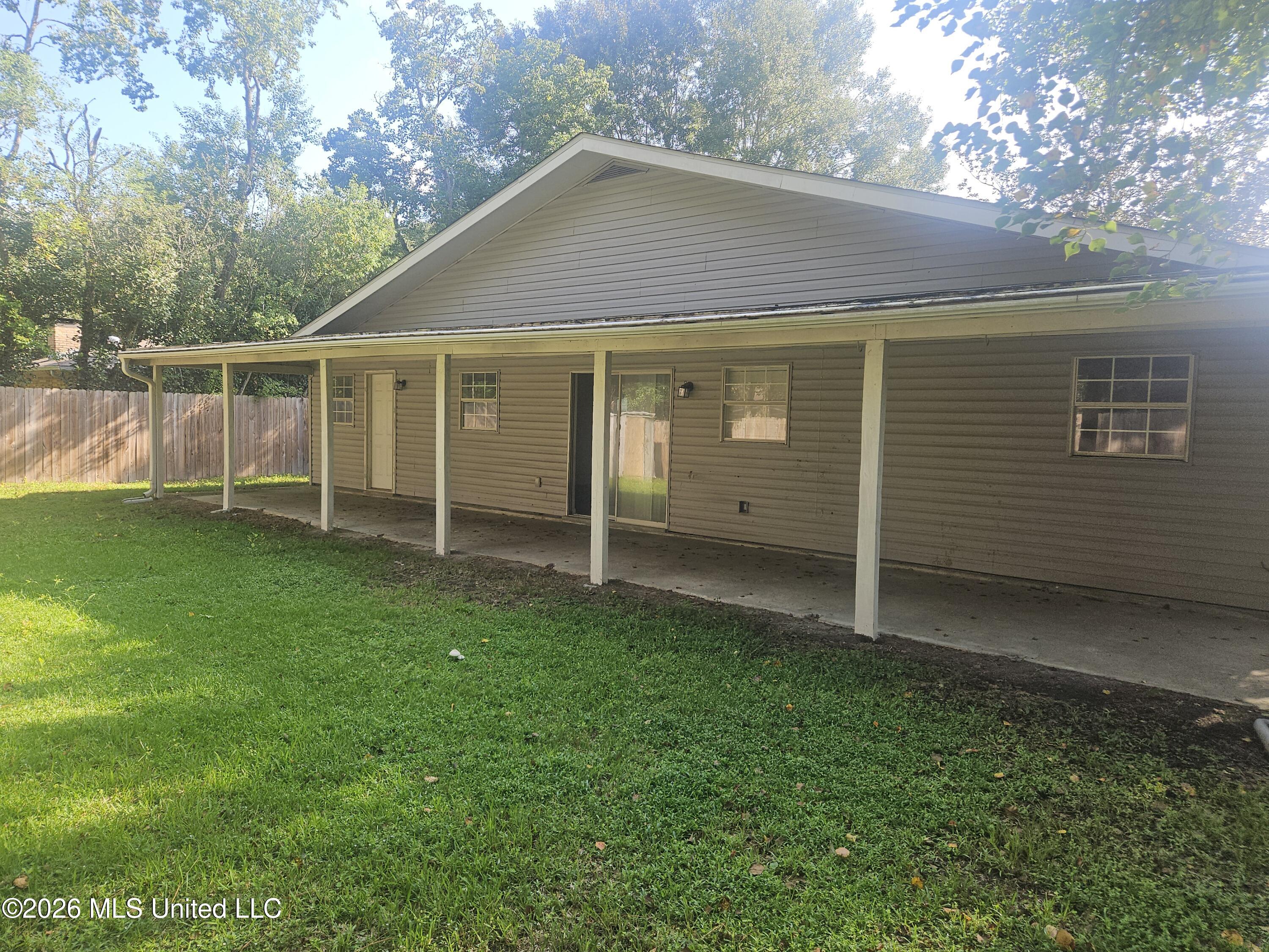 1309 Parktown Drive Property Photo 14