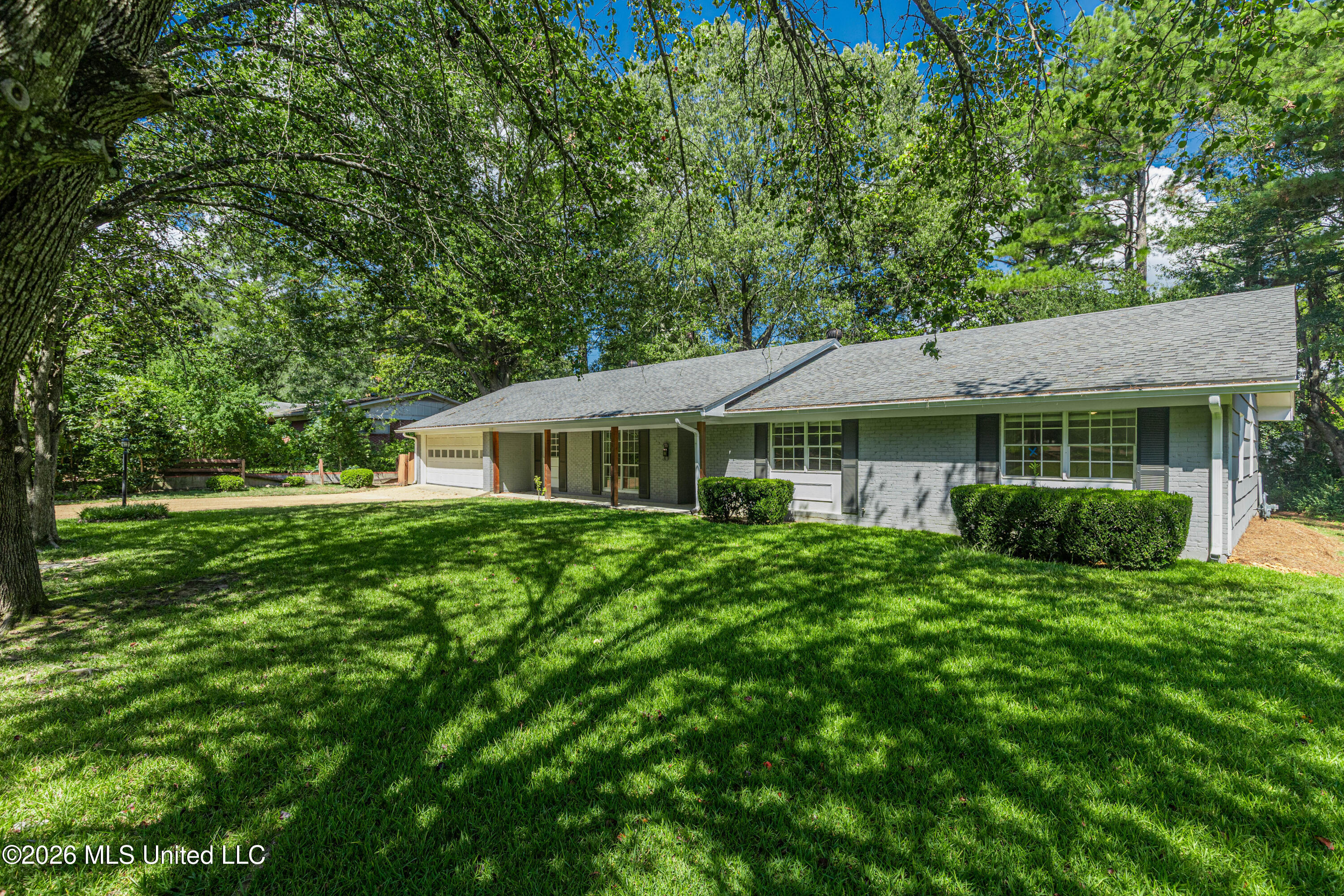 1404 Kimwood Drive Property Photo 4