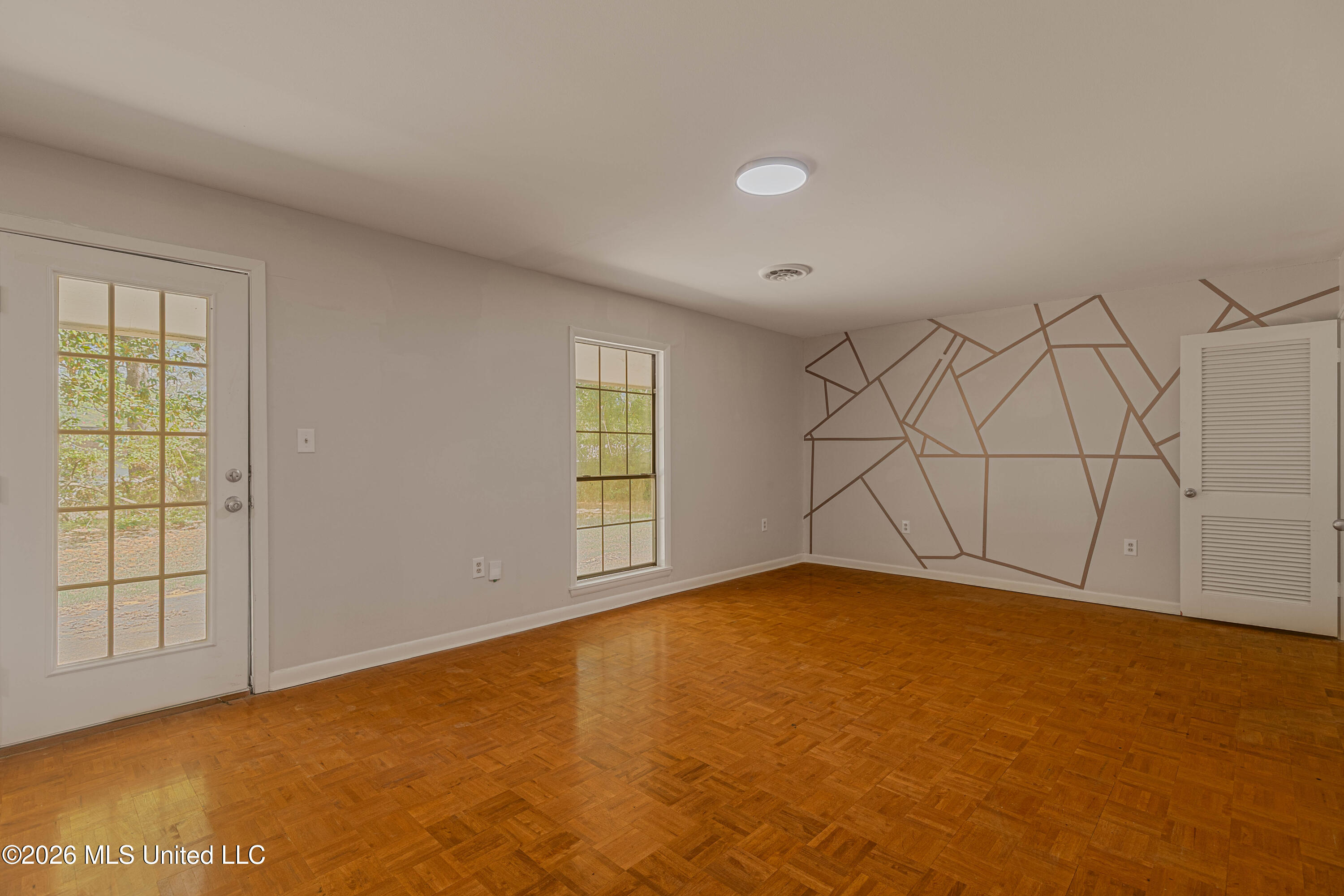 1404 Kimwood Drive Property Photo 11