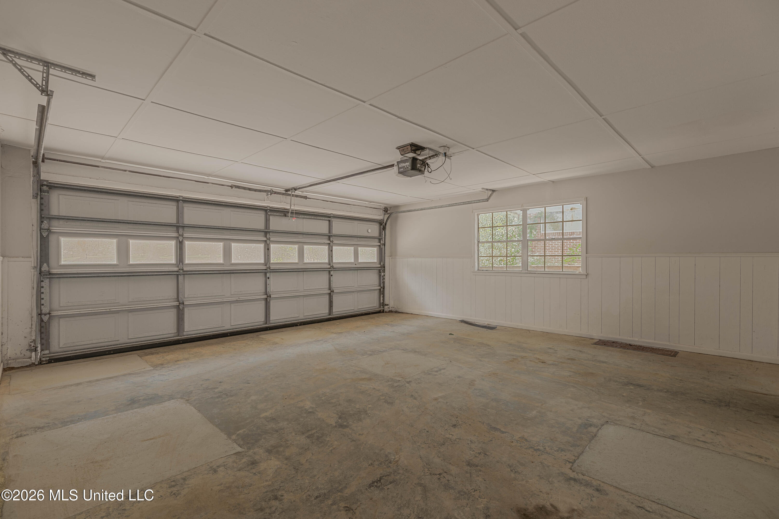 1404 Kimwood Drive Property Photo 35