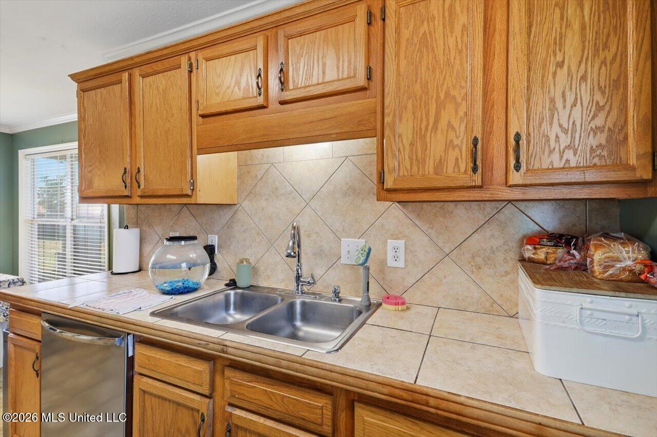 105 Cherry Bark Way Property Photo 10