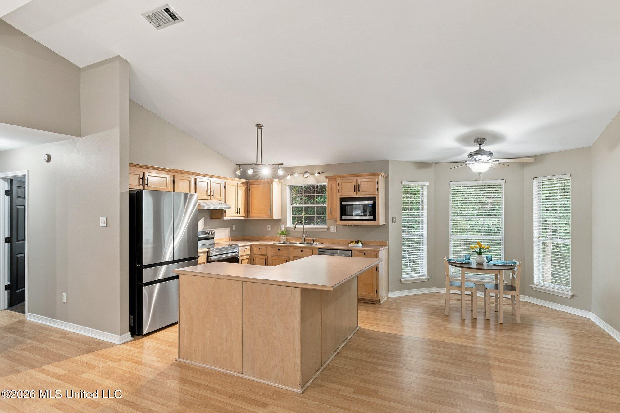 6682 Ahekolo Circle Property Photo 8