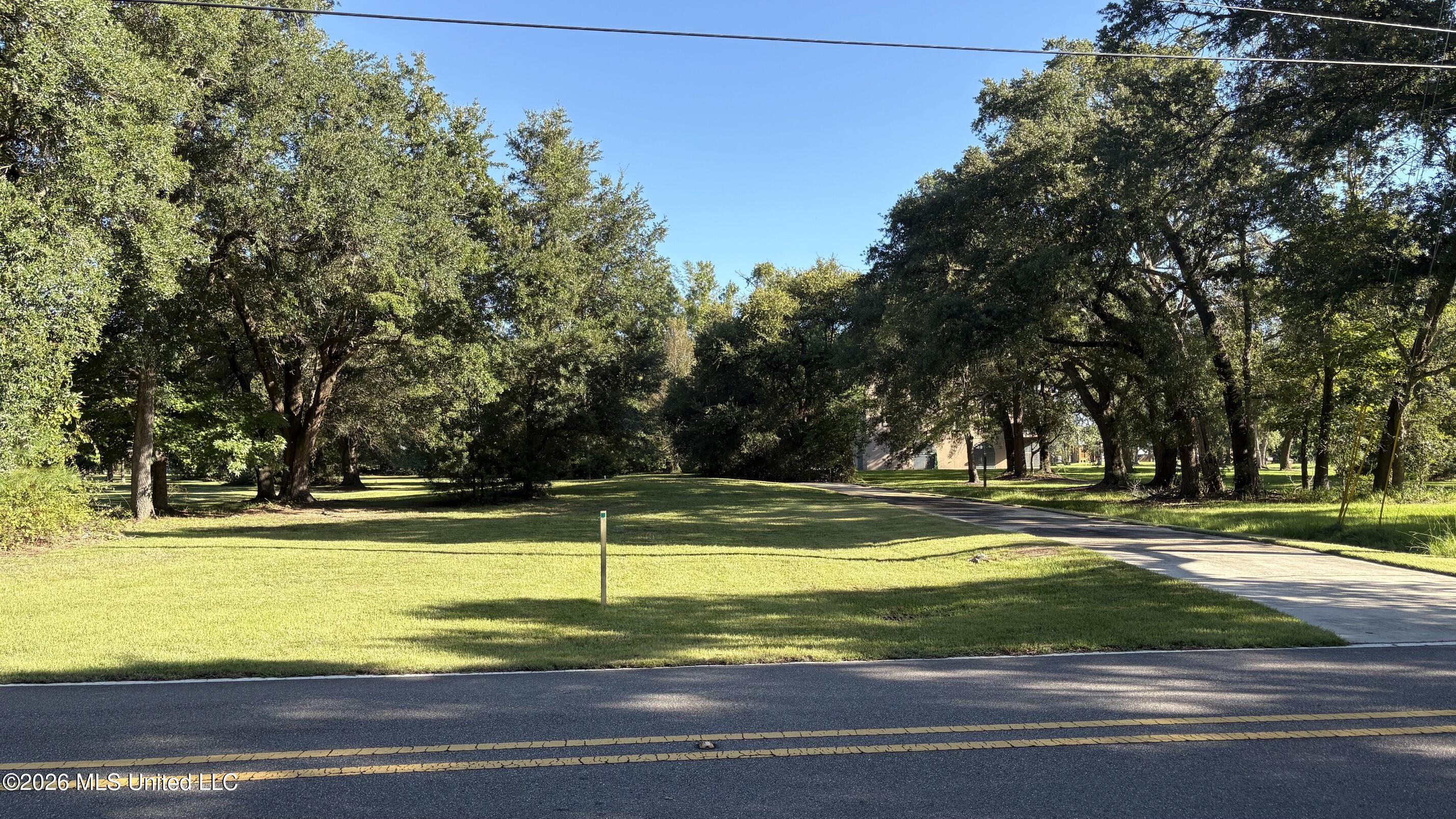 10158 E Shorecrest Road Property Photo 1
