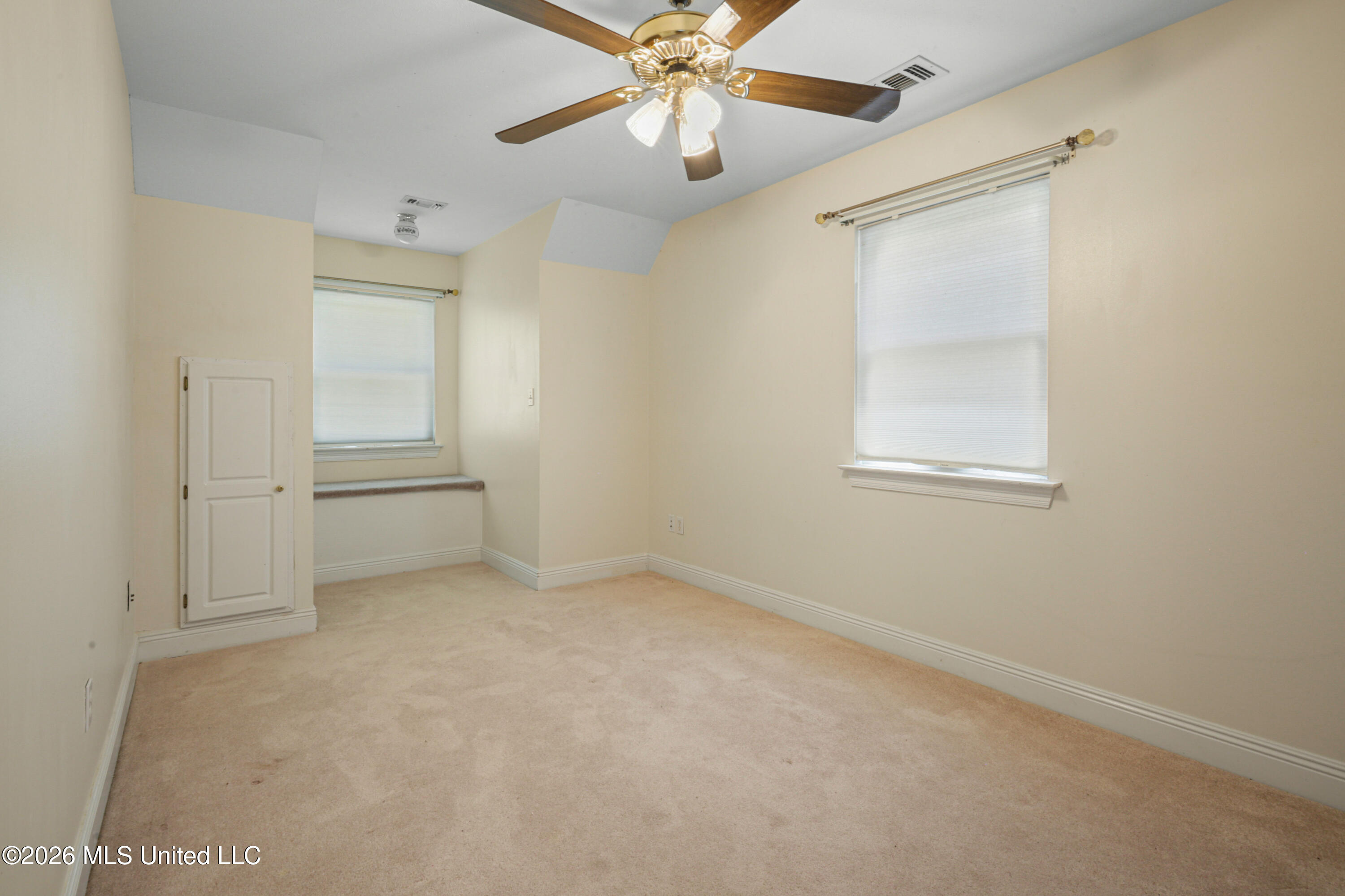 100 Covered Bridge Road Property Photo 13