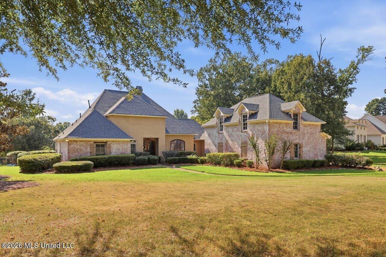 110 Lake Ridge Drive Property Photo 2