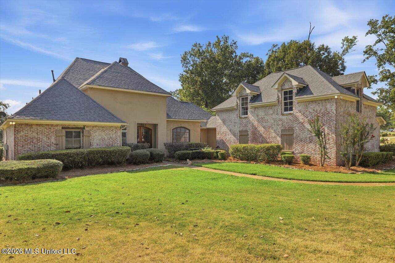 110 Lake Ridge Drive Property Photo 3