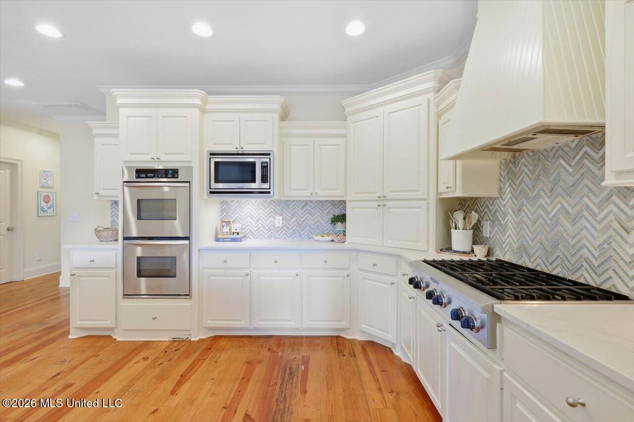 110 Lake Ridge Drive Property Photo 15