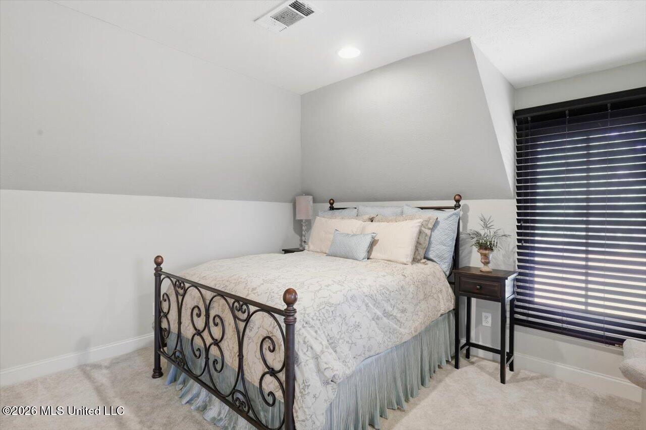 110 Lake Ridge Drive Property Photo 44