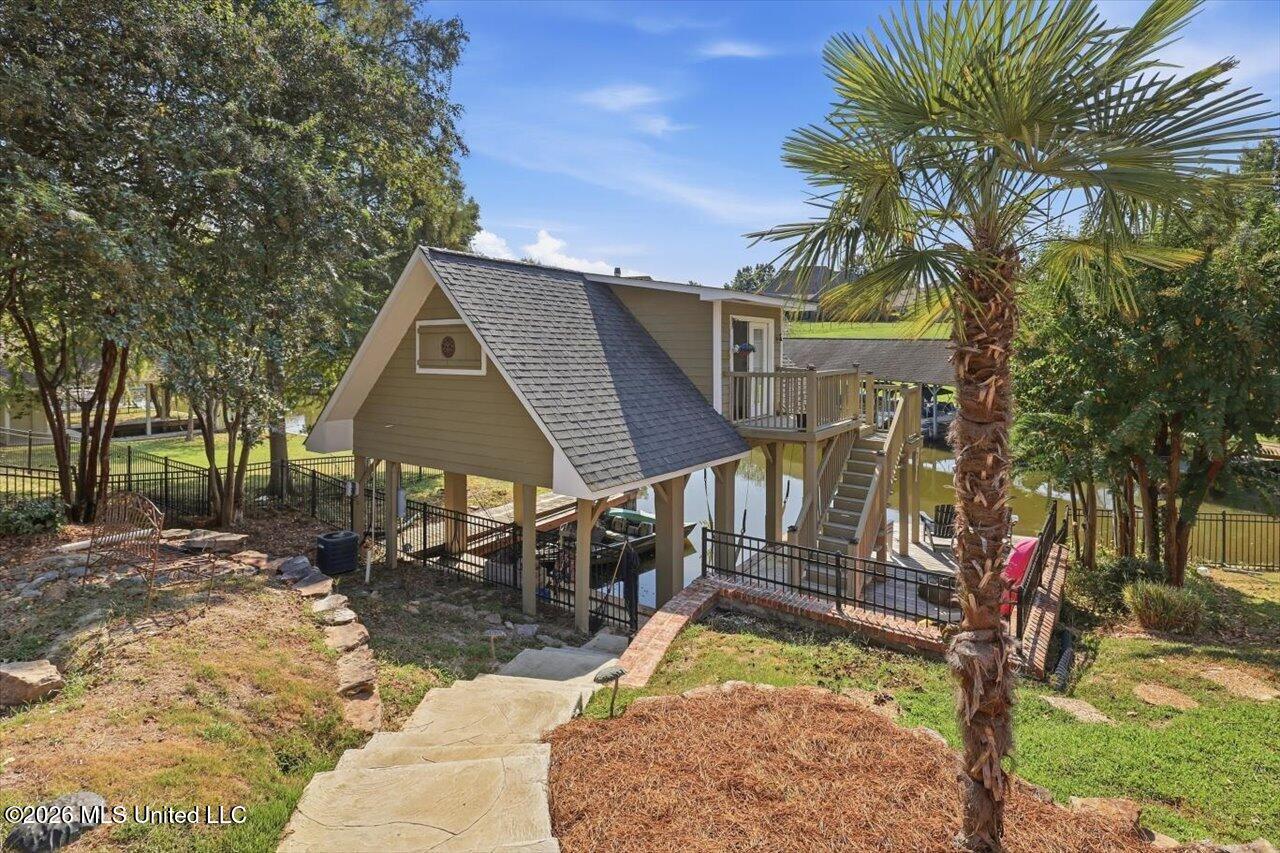 110 Lake Ridge Drive Property Photo 60