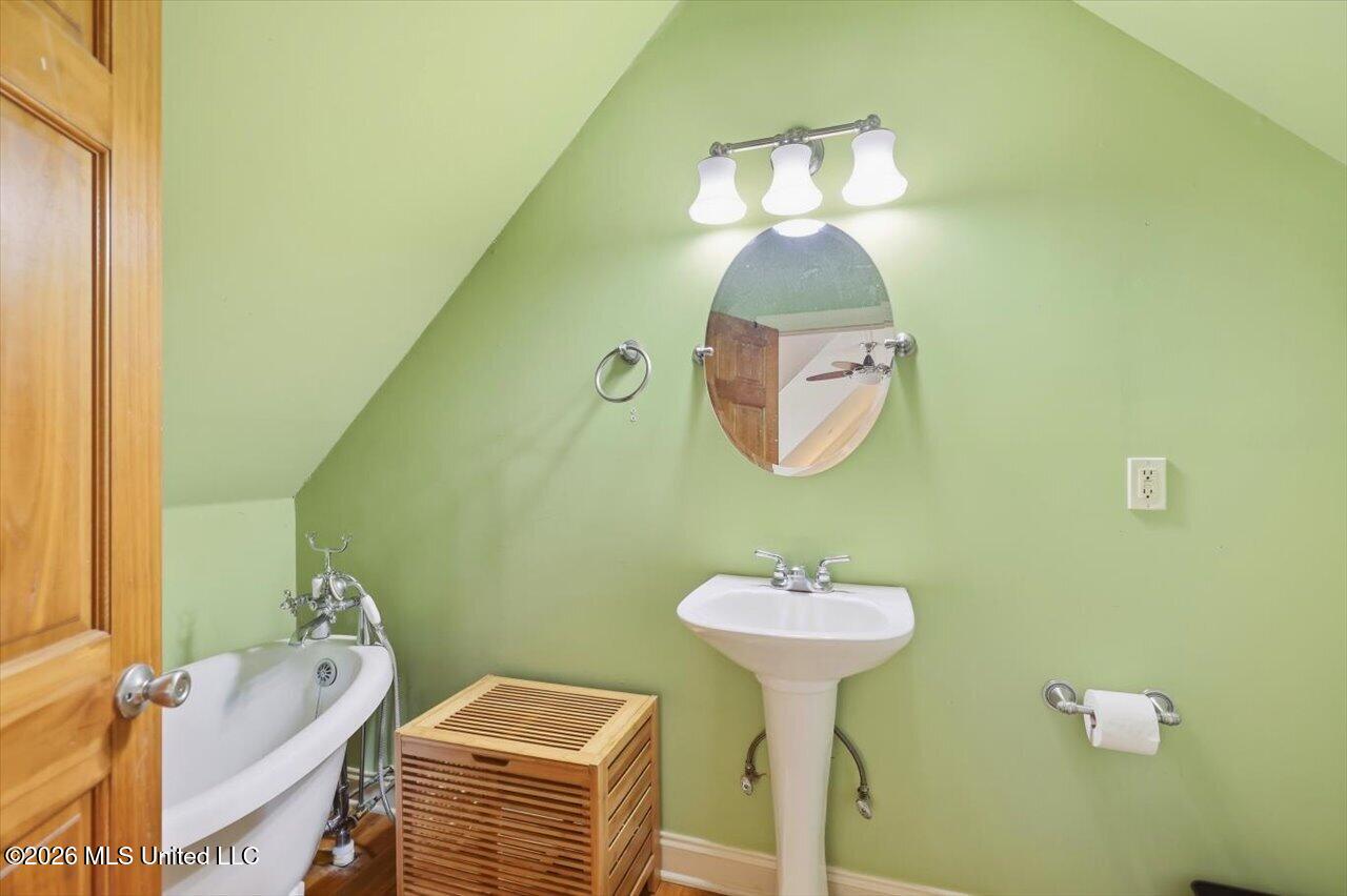 110 Lake Ridge Drive Property Photo 66