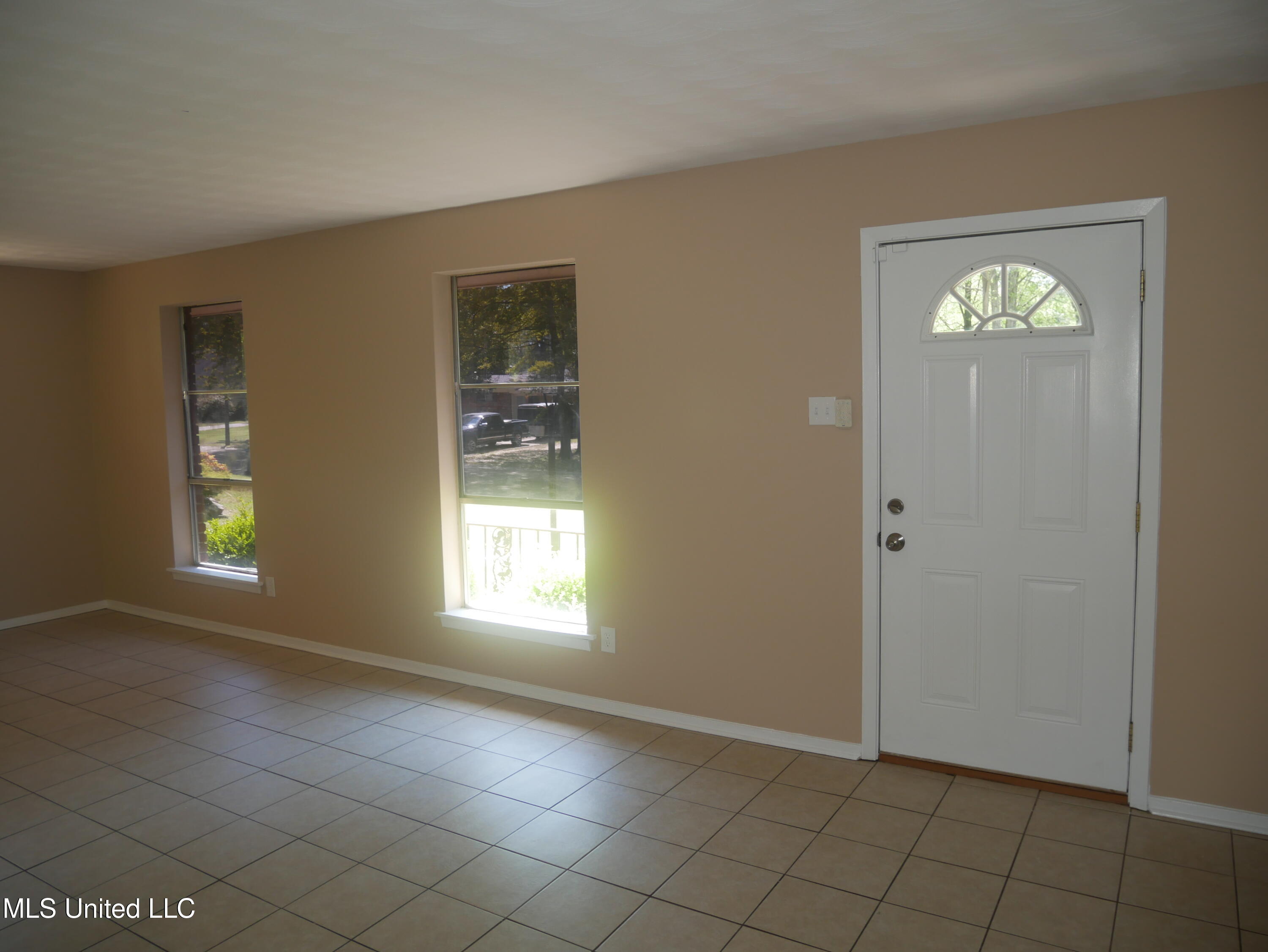 1416 Vicksburg Drive Property Photo 7