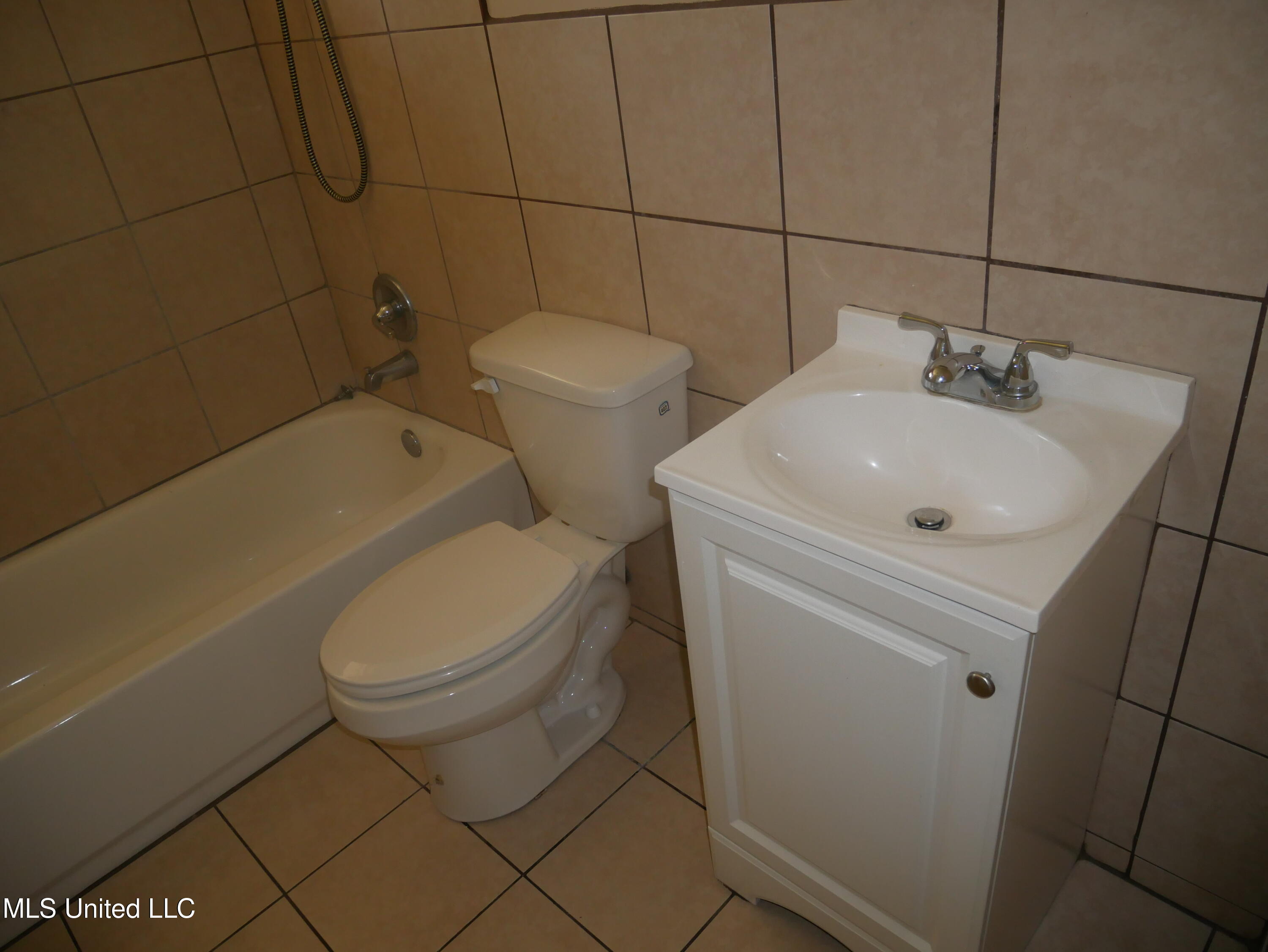 1416 Vicksburg Drive Property Photo 13