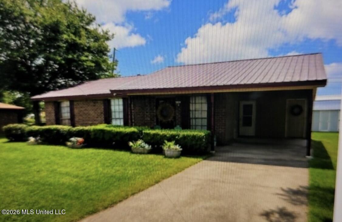 106 Cefalu Drive Property Photo 1