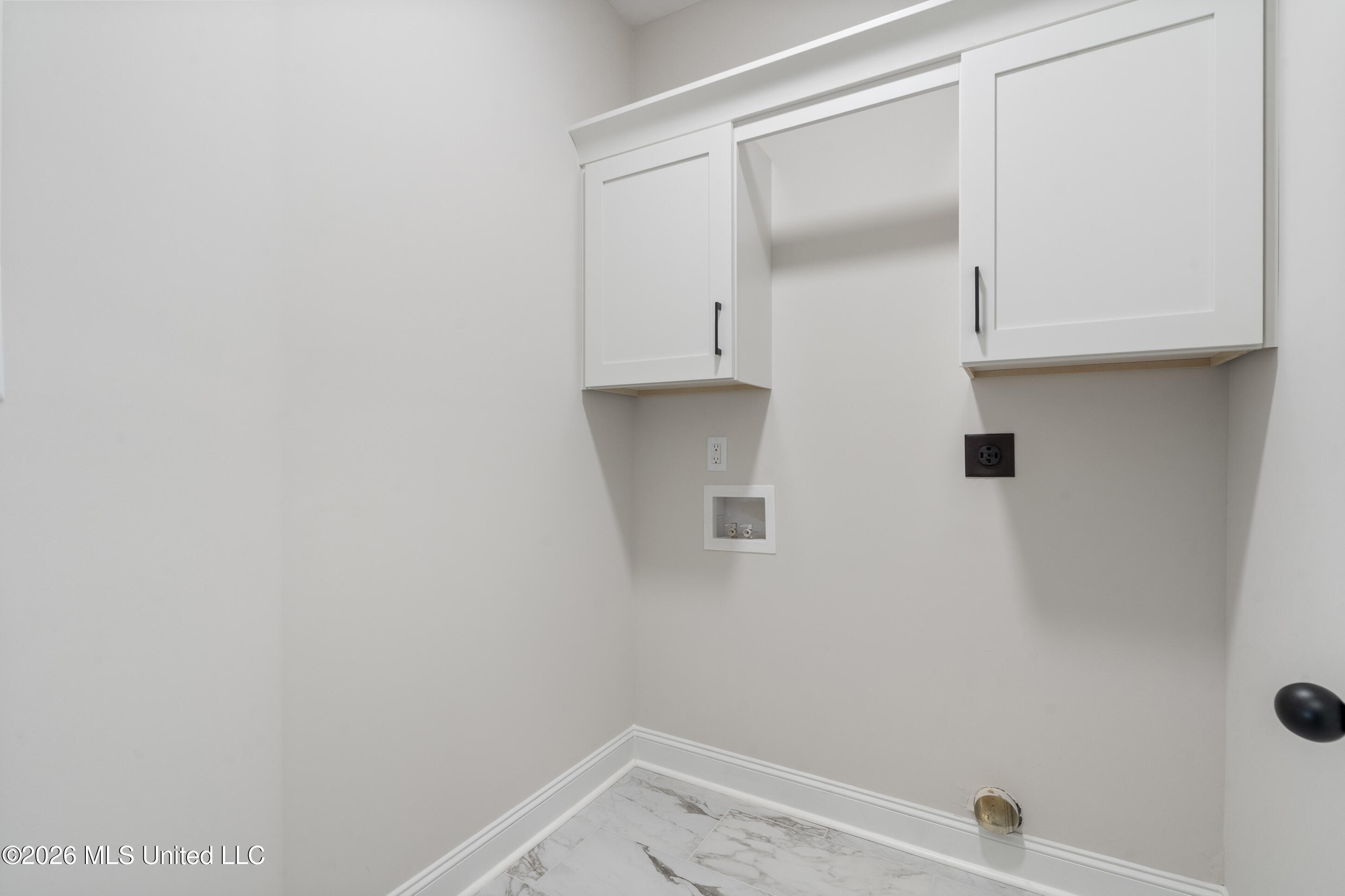 3490 Ivy Lane Property Photo 17