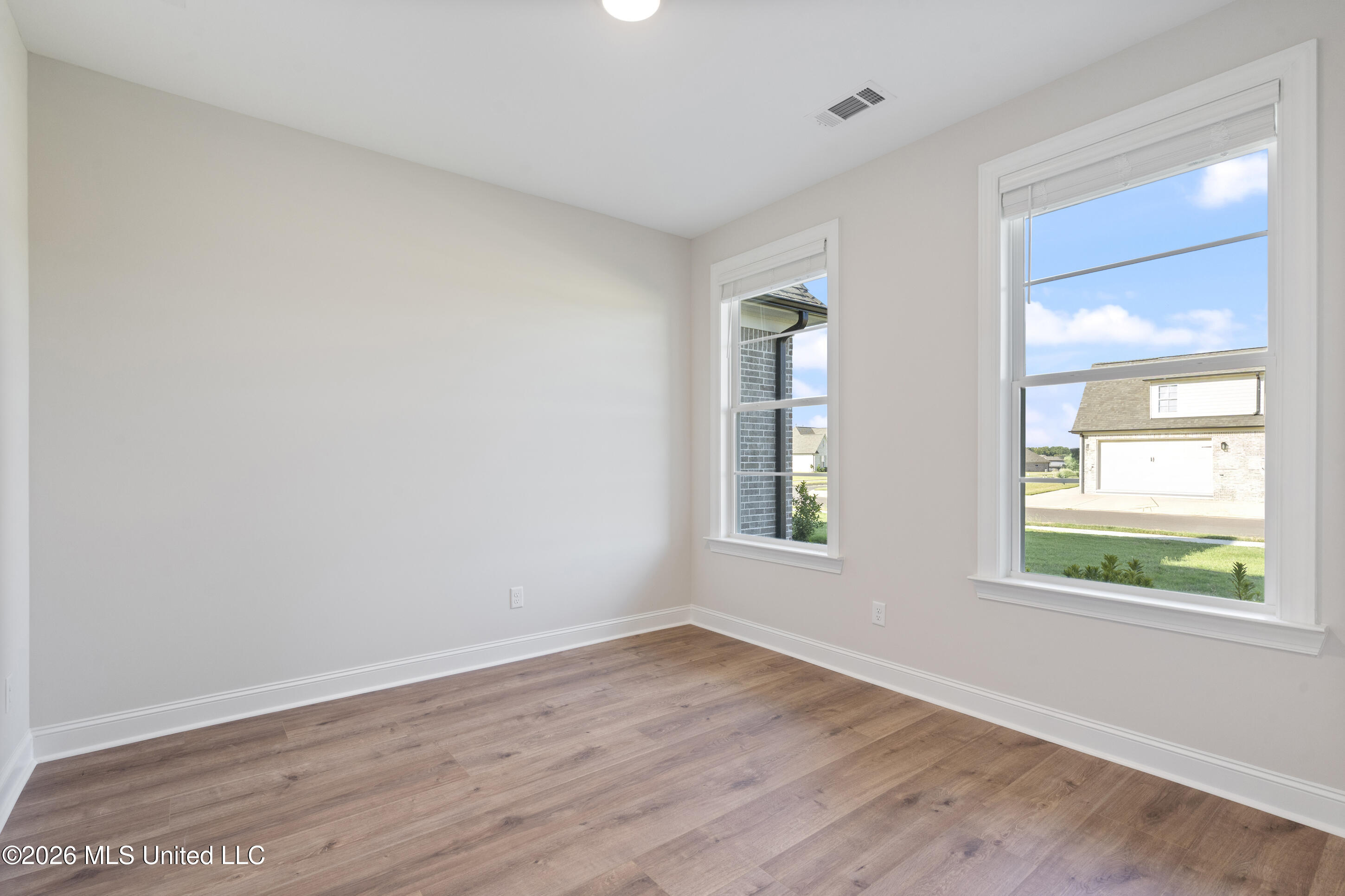 3490 Ivy Lane Property Photo 19