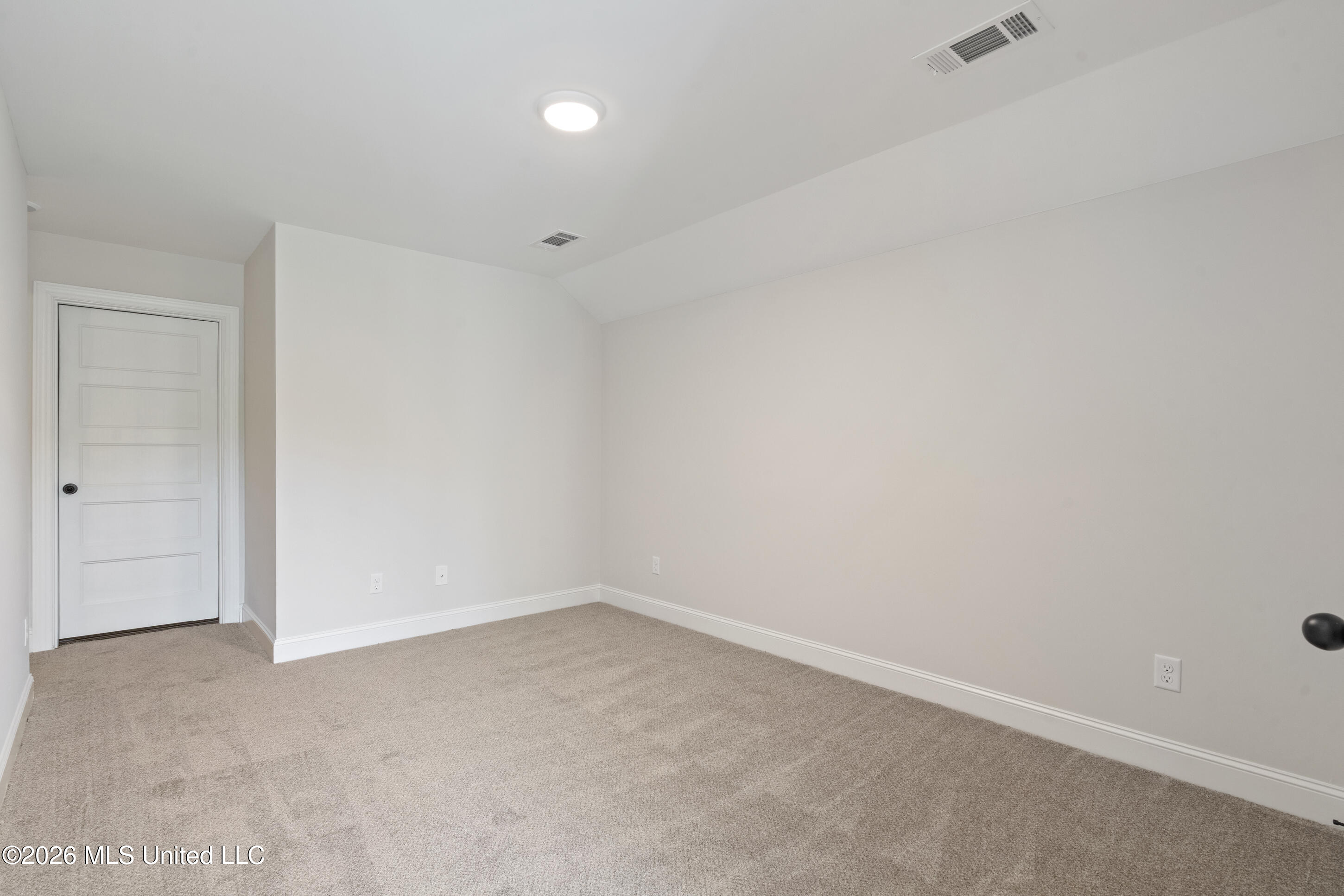 3490 Ivy Lane Property Photo 25