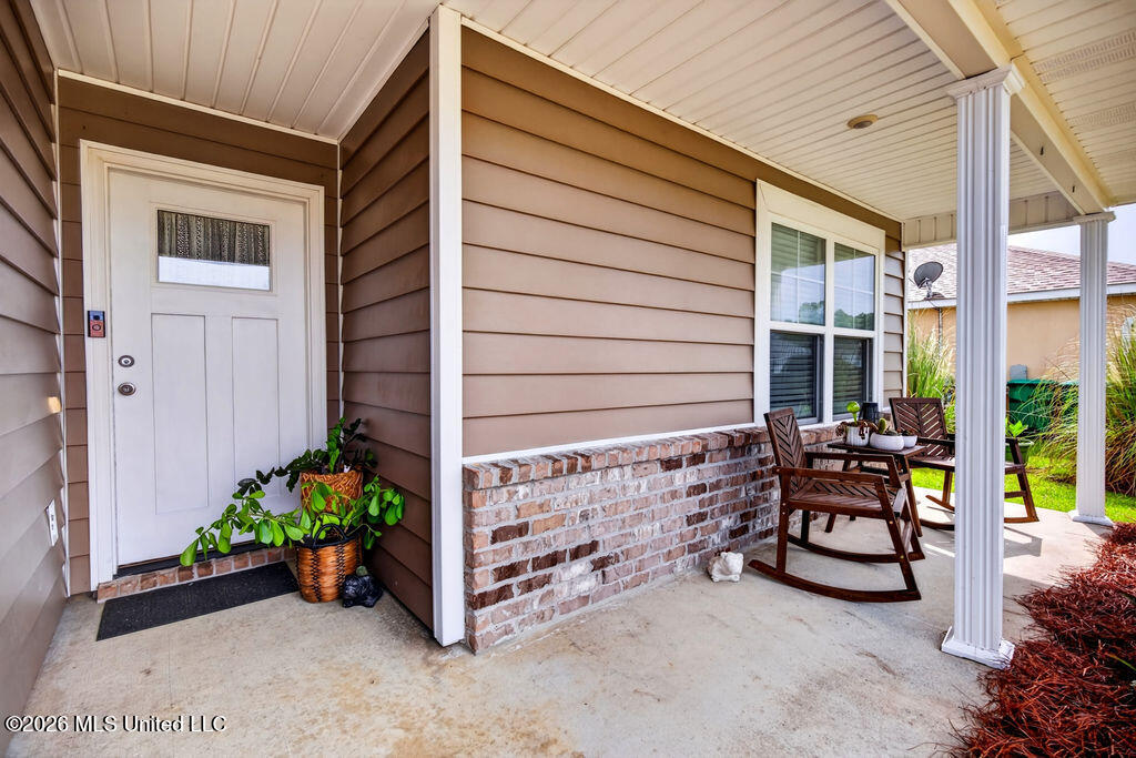13301 Wisteria Drive Property Photo 4