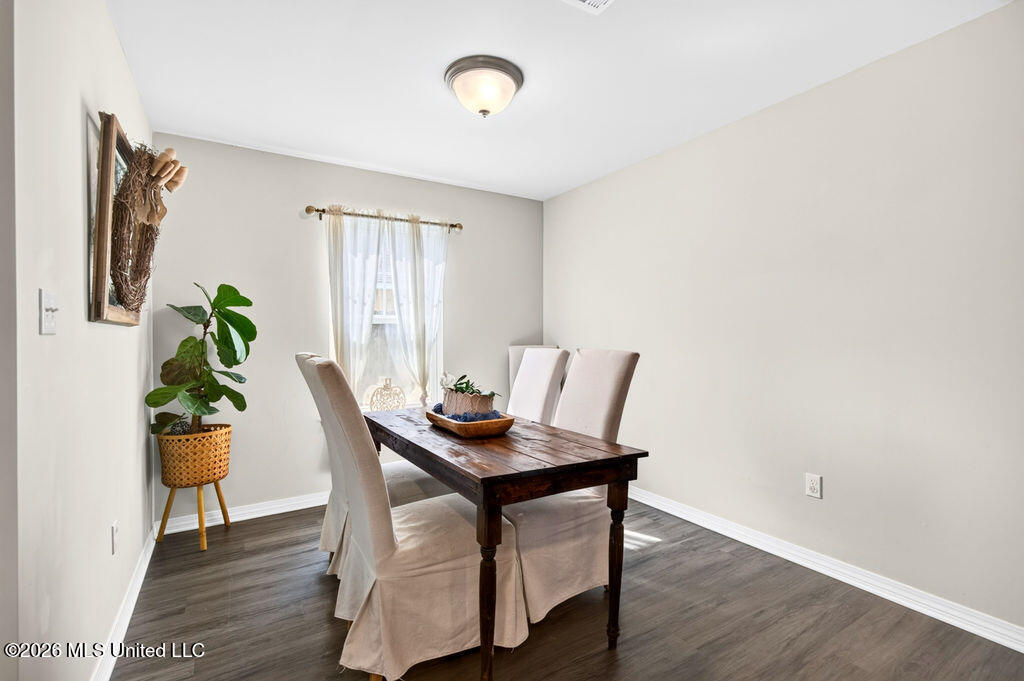 13301 Wisteria Drive Property Photo 11