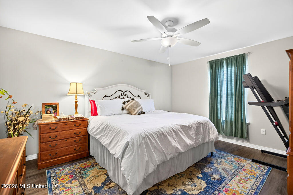 13301 Wisteria Drive Property Photo 15