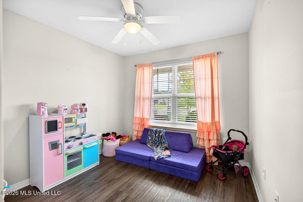 13301 Wisteria Drive Property Photo 21