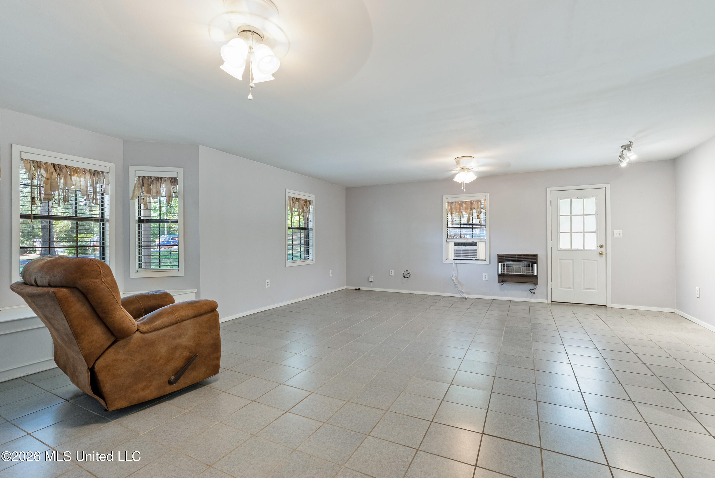 2326 Bluegoose Road Property Photo 7