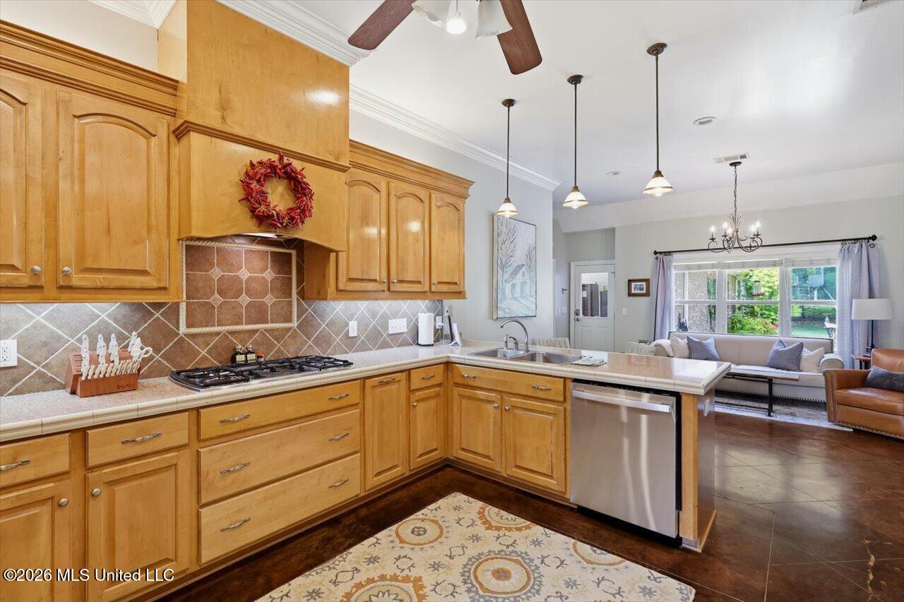 116 Virginia Valley Drive Property Photo 16