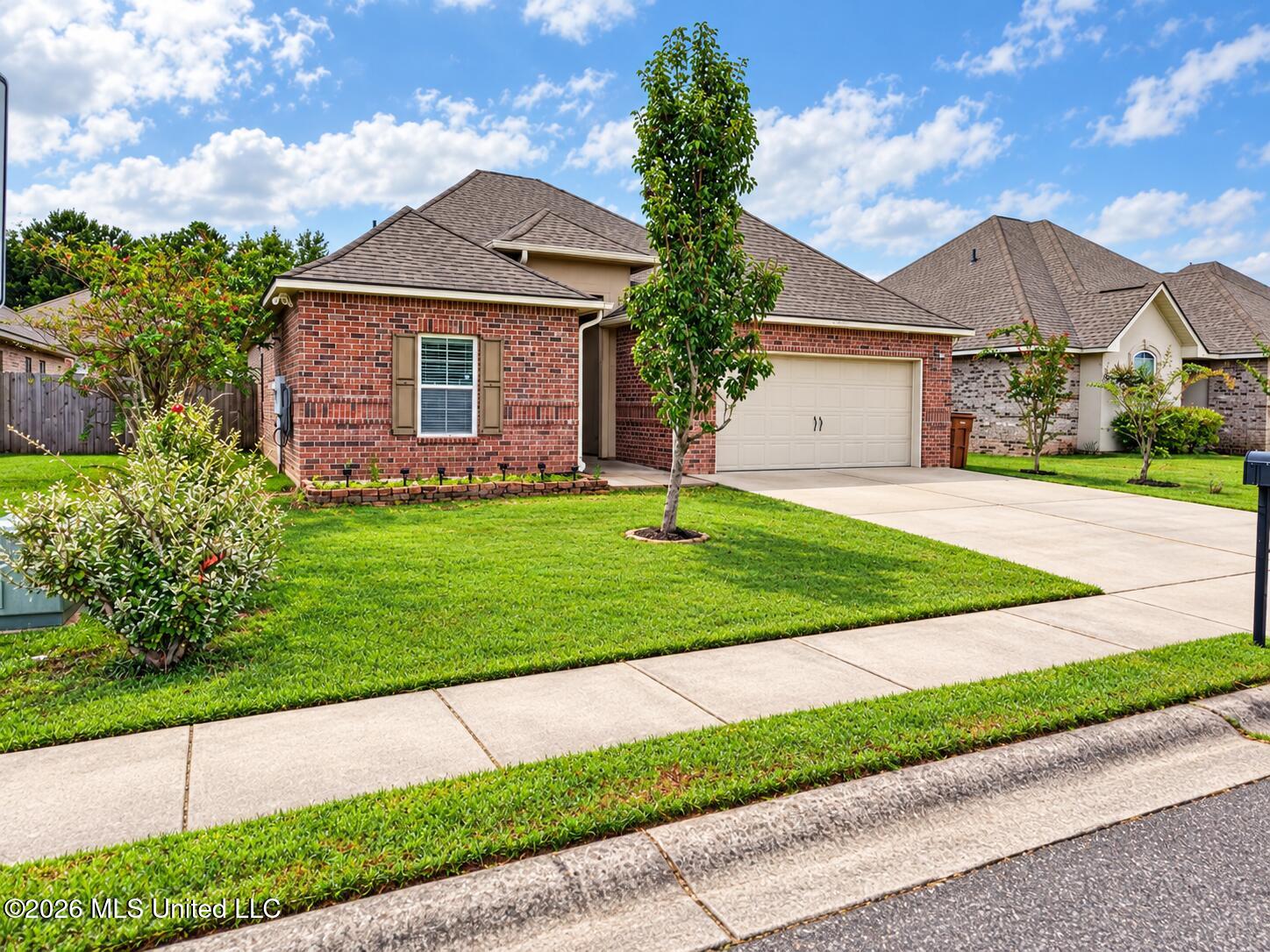 13347 Hilliard Street Property Photo 3