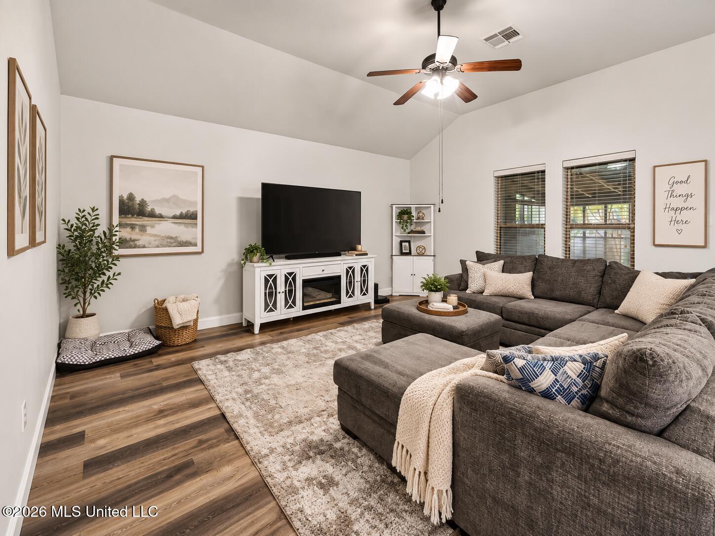 13347 Hilliard Street Property Photo 5