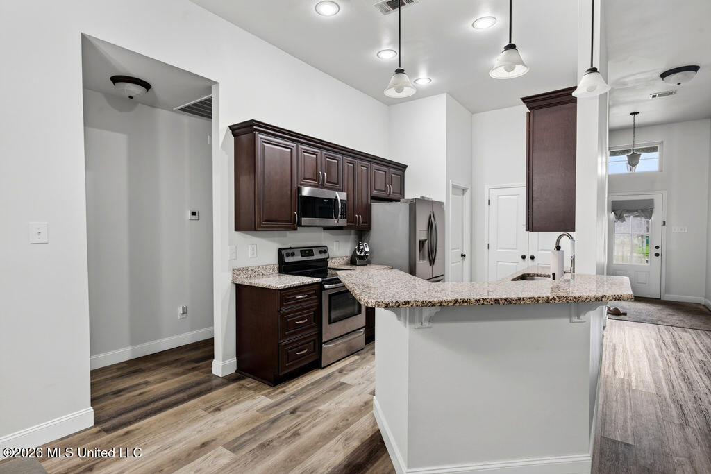 13347 Hilliard Street Property Photo 10