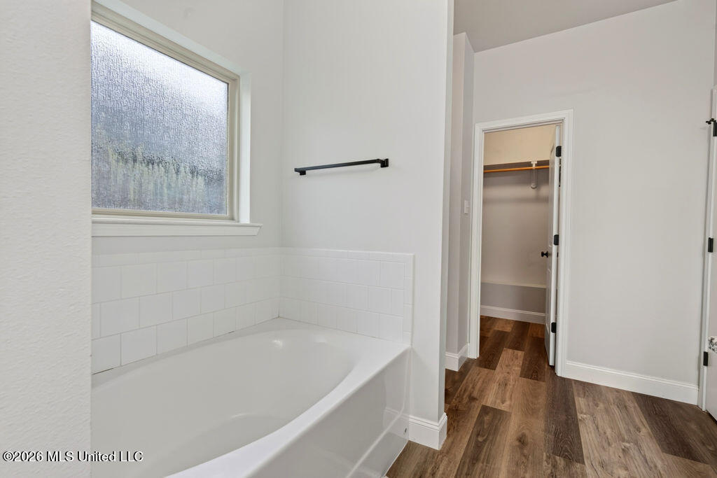 13347 Hilliard Street Property Photo 22