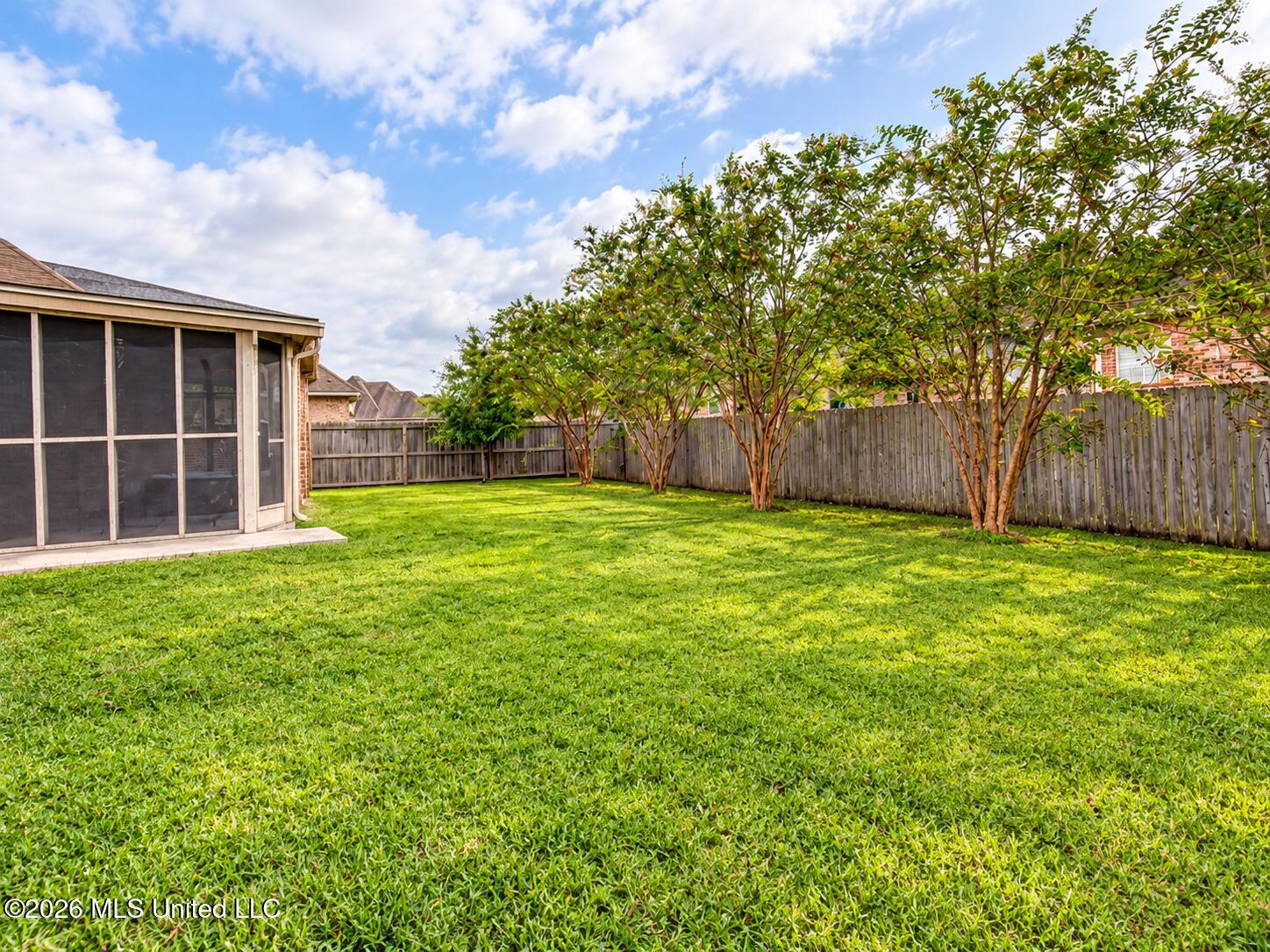 13347 Hilliard Street Property Photo 35