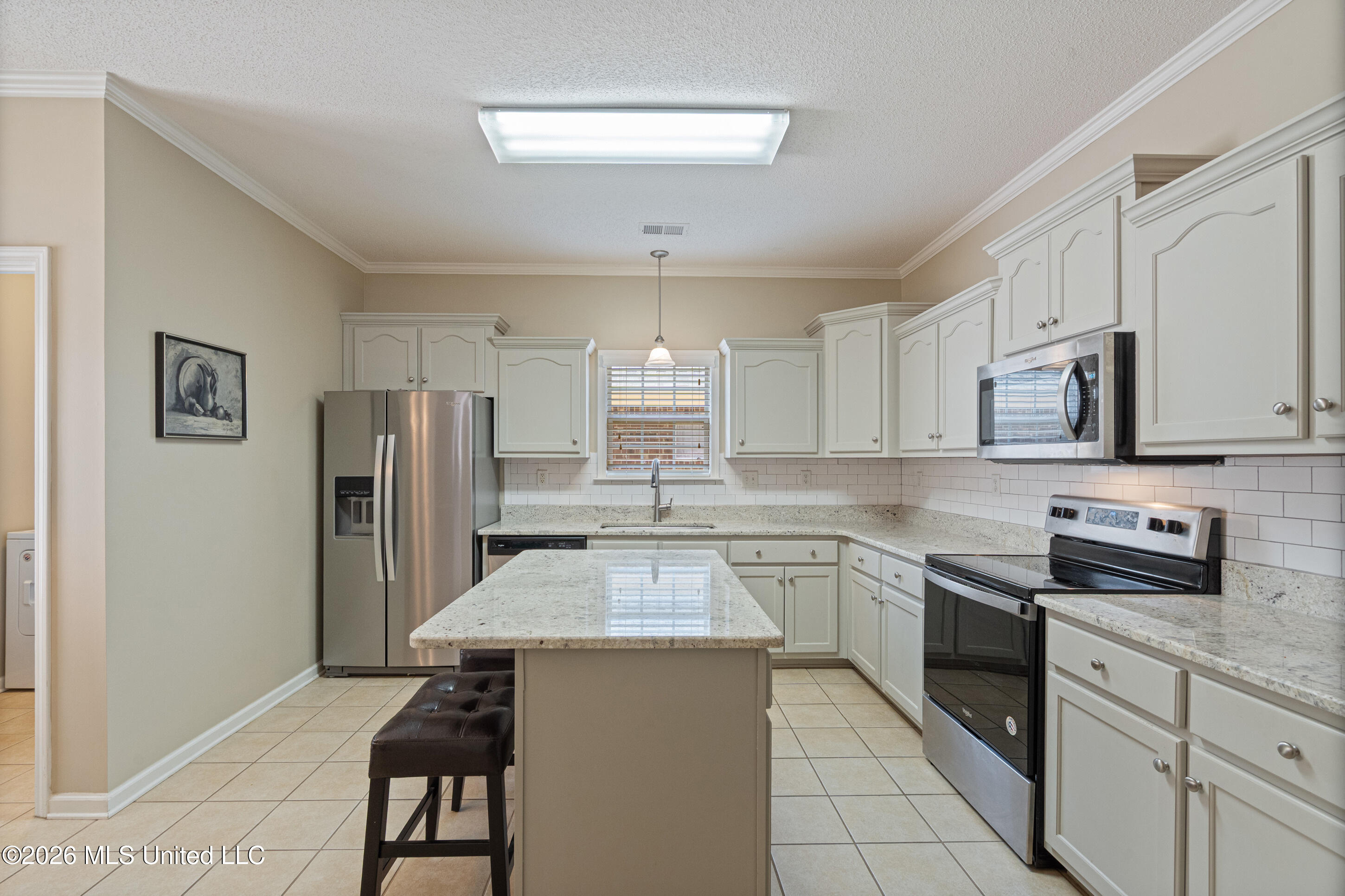 4665 Stone Cross Drive Property Photo 6