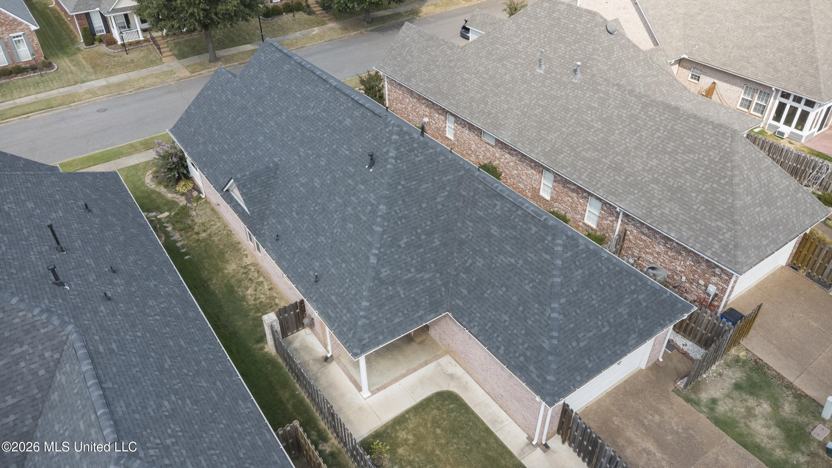 4665 Stone Cross Drive Property Photo 34