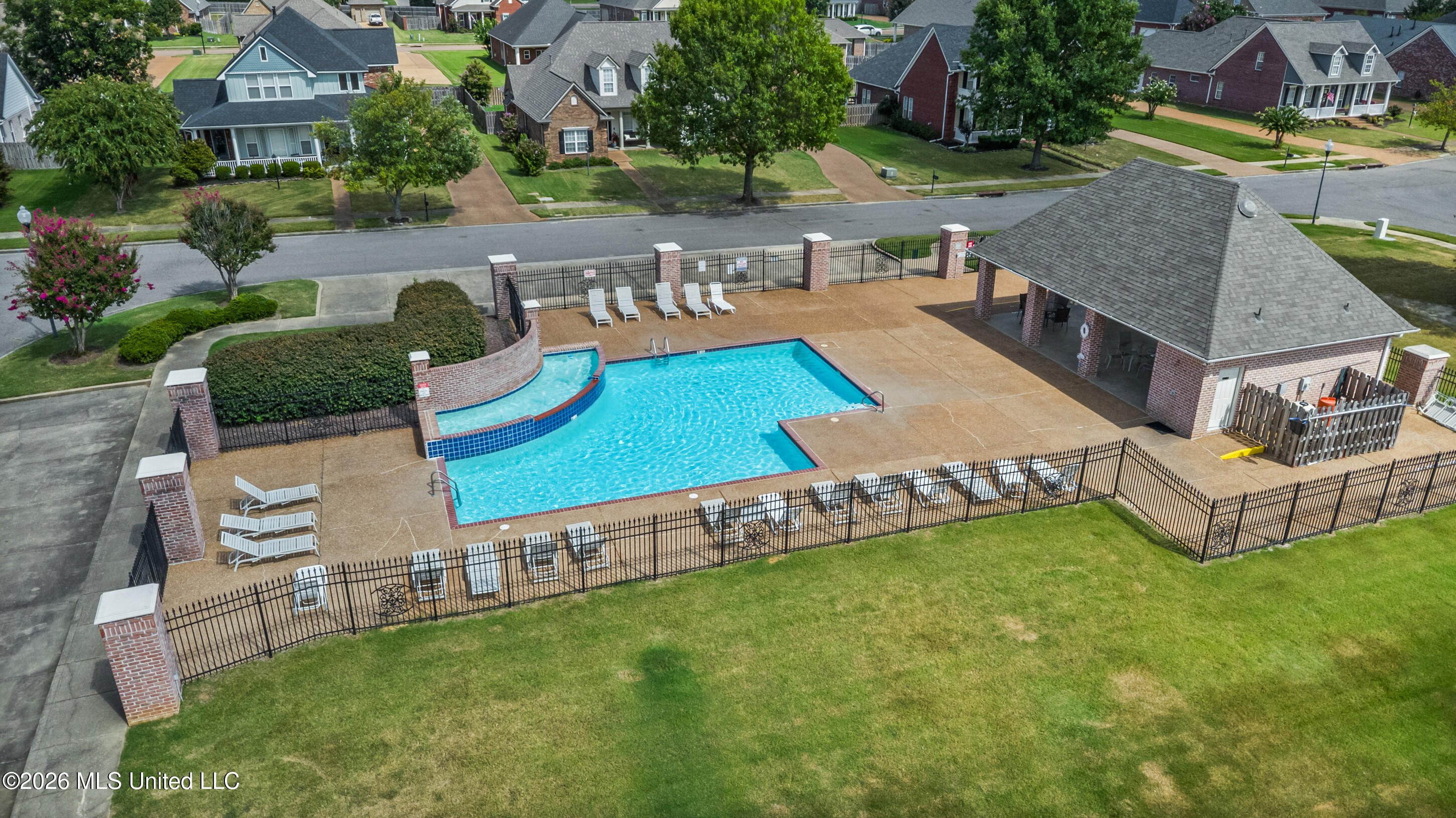4665 Stone Cross Drive Property Photo 38
