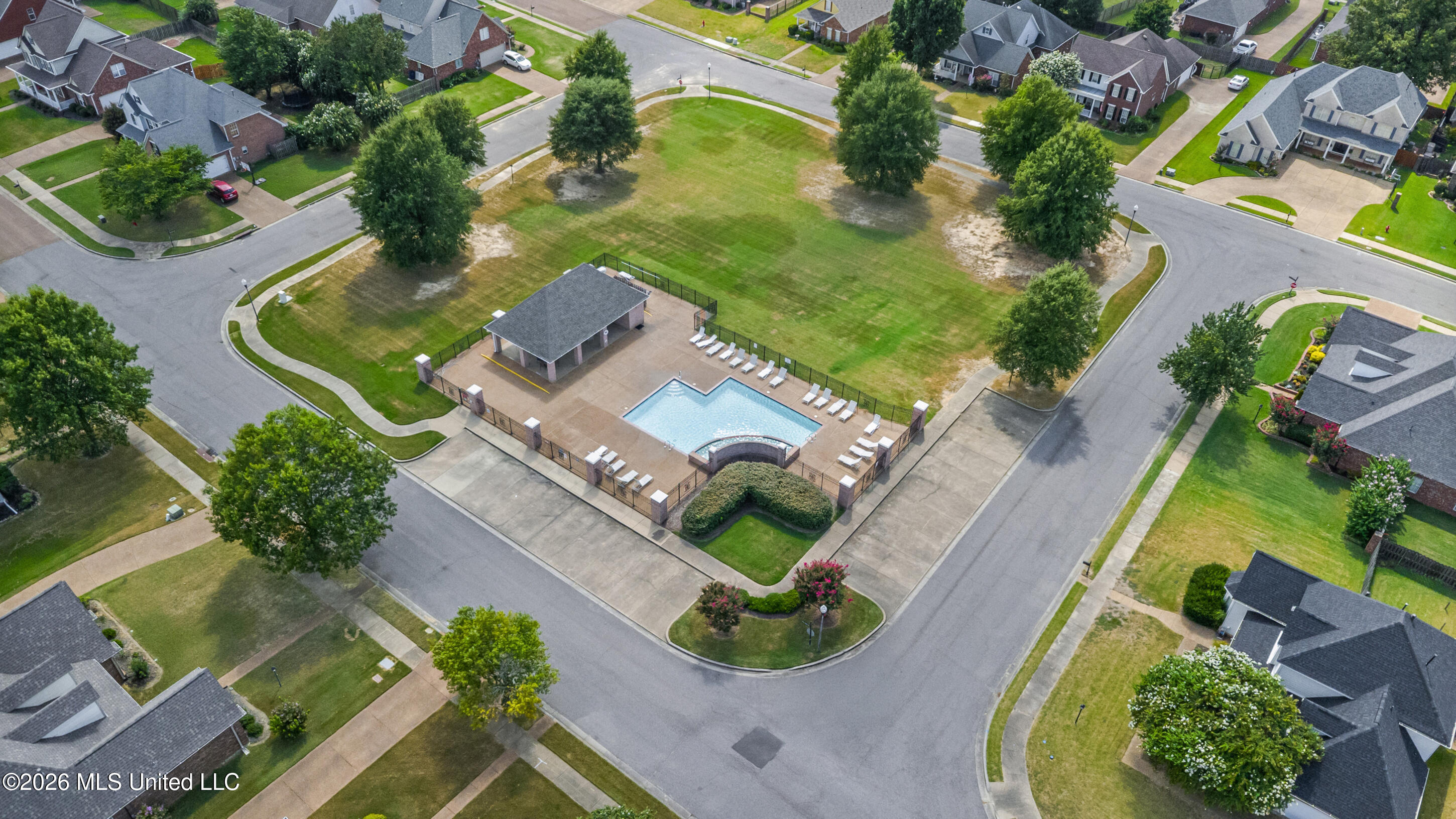 4665 Stone Cross Drive Property Photo 40
