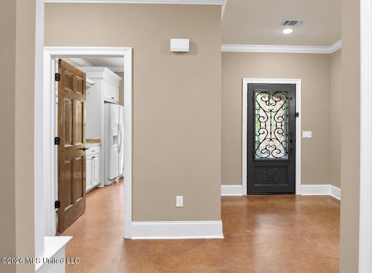 166 Stratford Drive Property Photo 4
