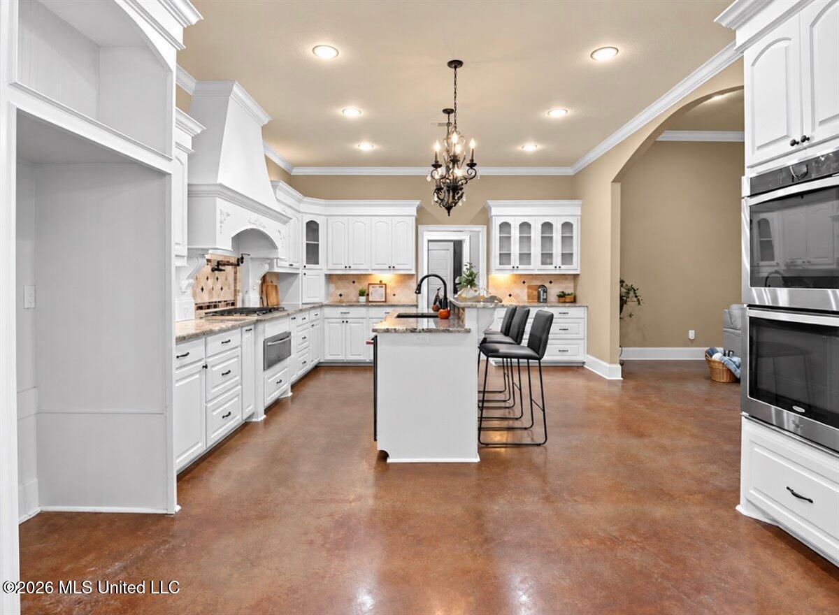 166 Stratford Drive Property Photo 12