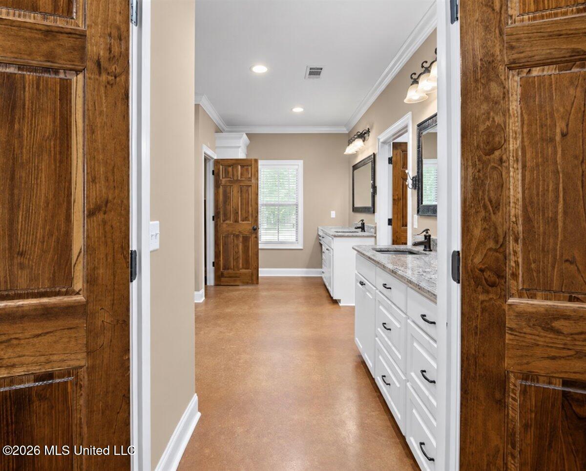 166 Stratford Drive Property Photo 18