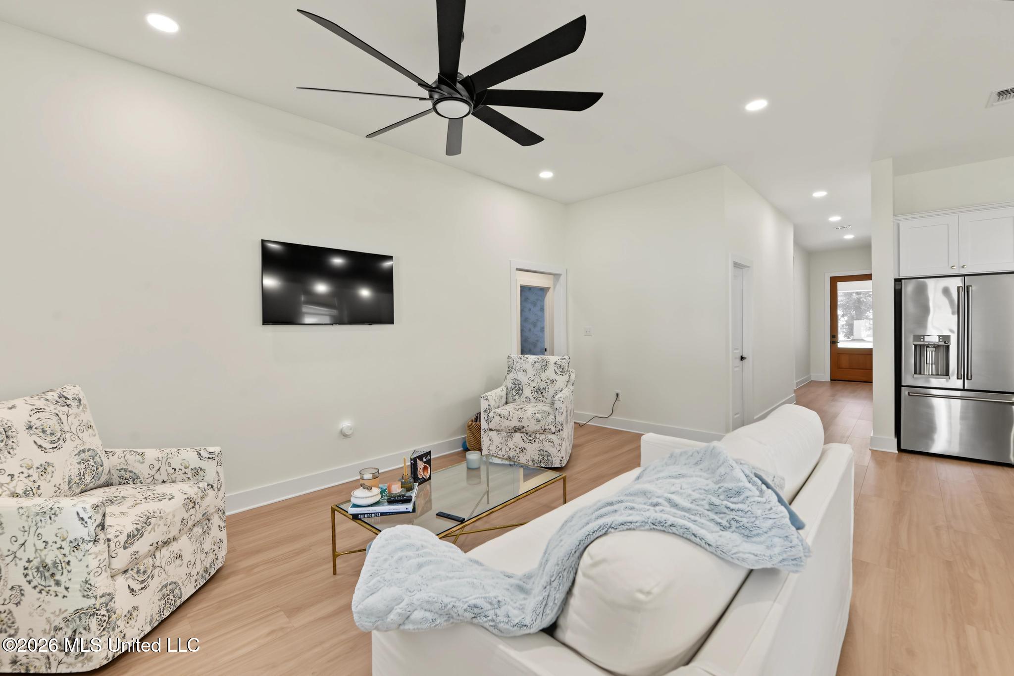 1708 Pelican Avenue Property Photo 6