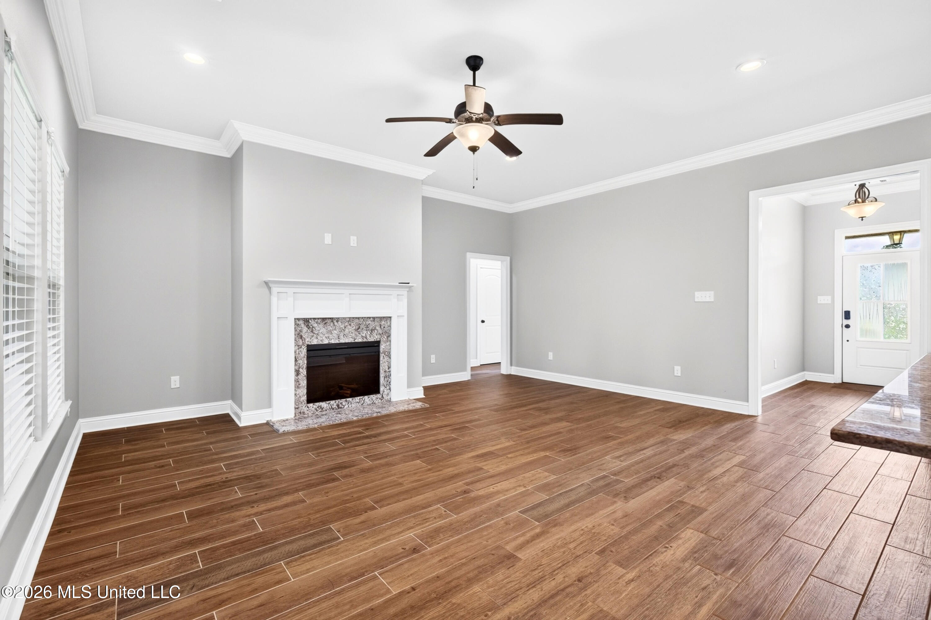 11816 Smokey Court Property Photo 8