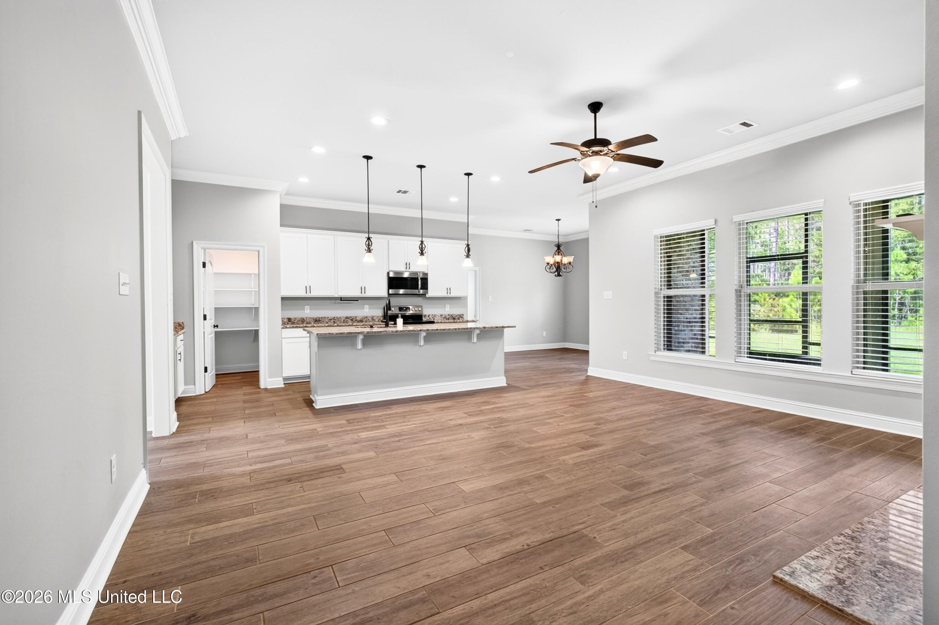 11816 Smokey Court Property Photo 10