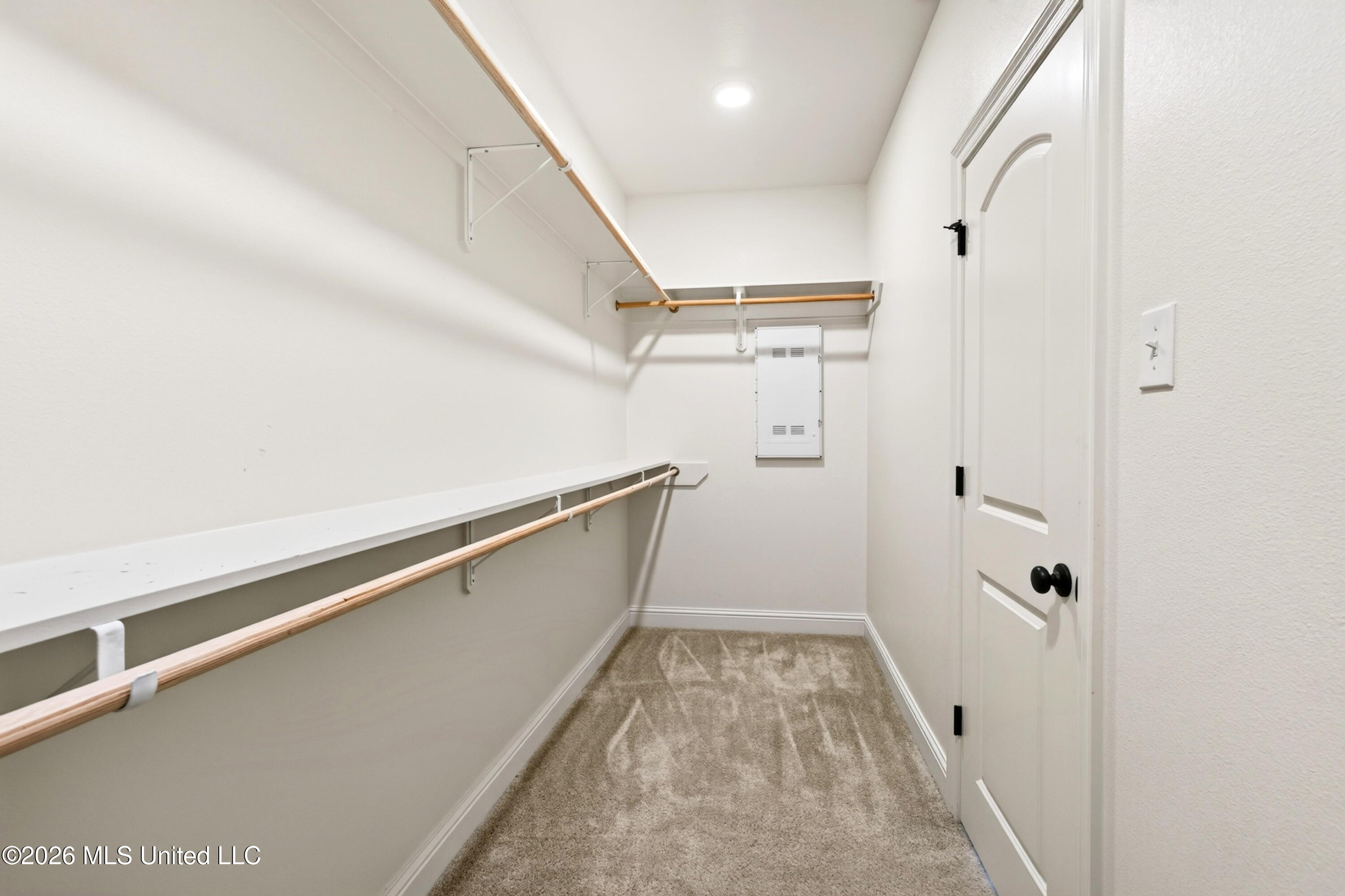 11816 Smokey Court Property Photo 27