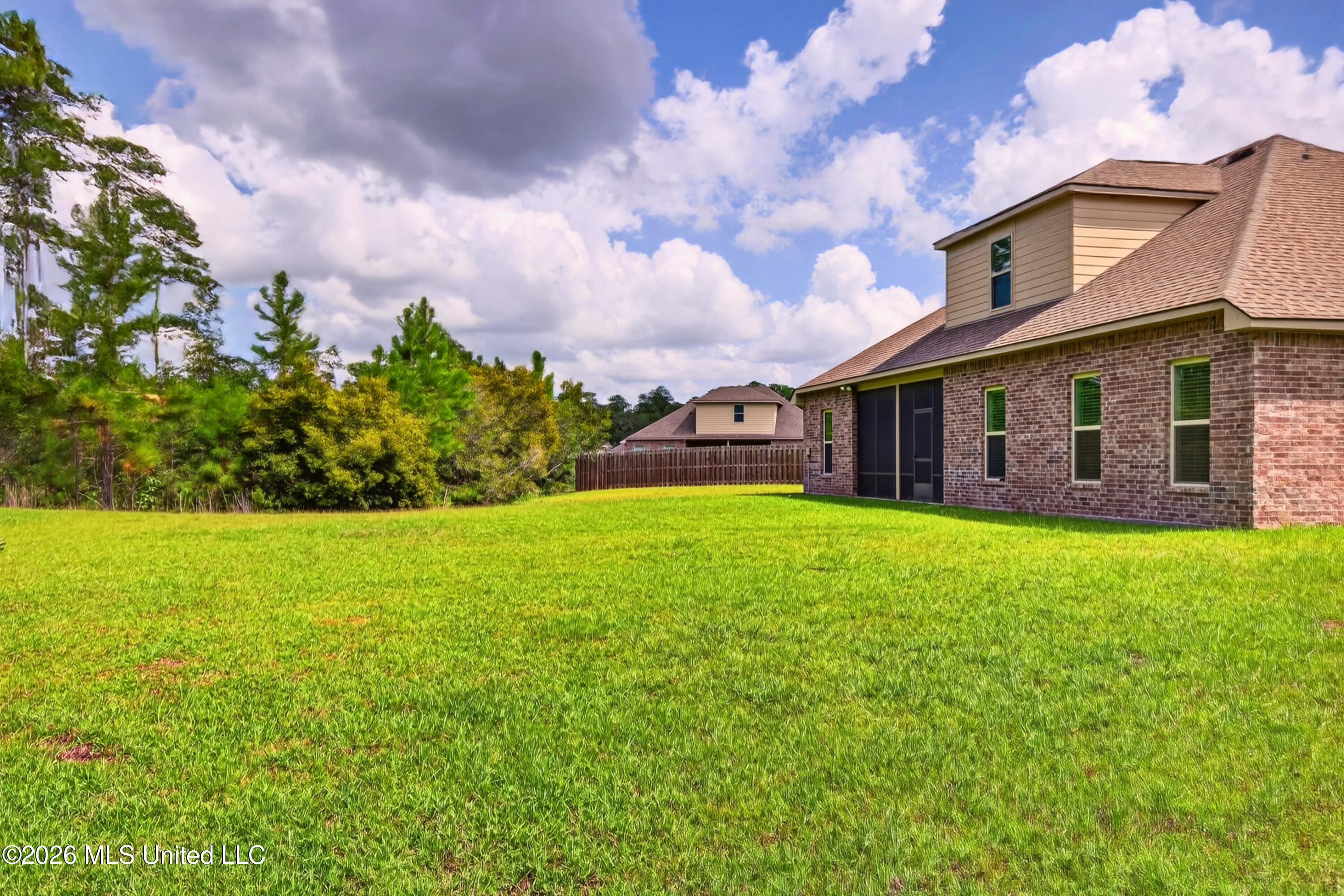 11816 Smokey Court Property Photo 47