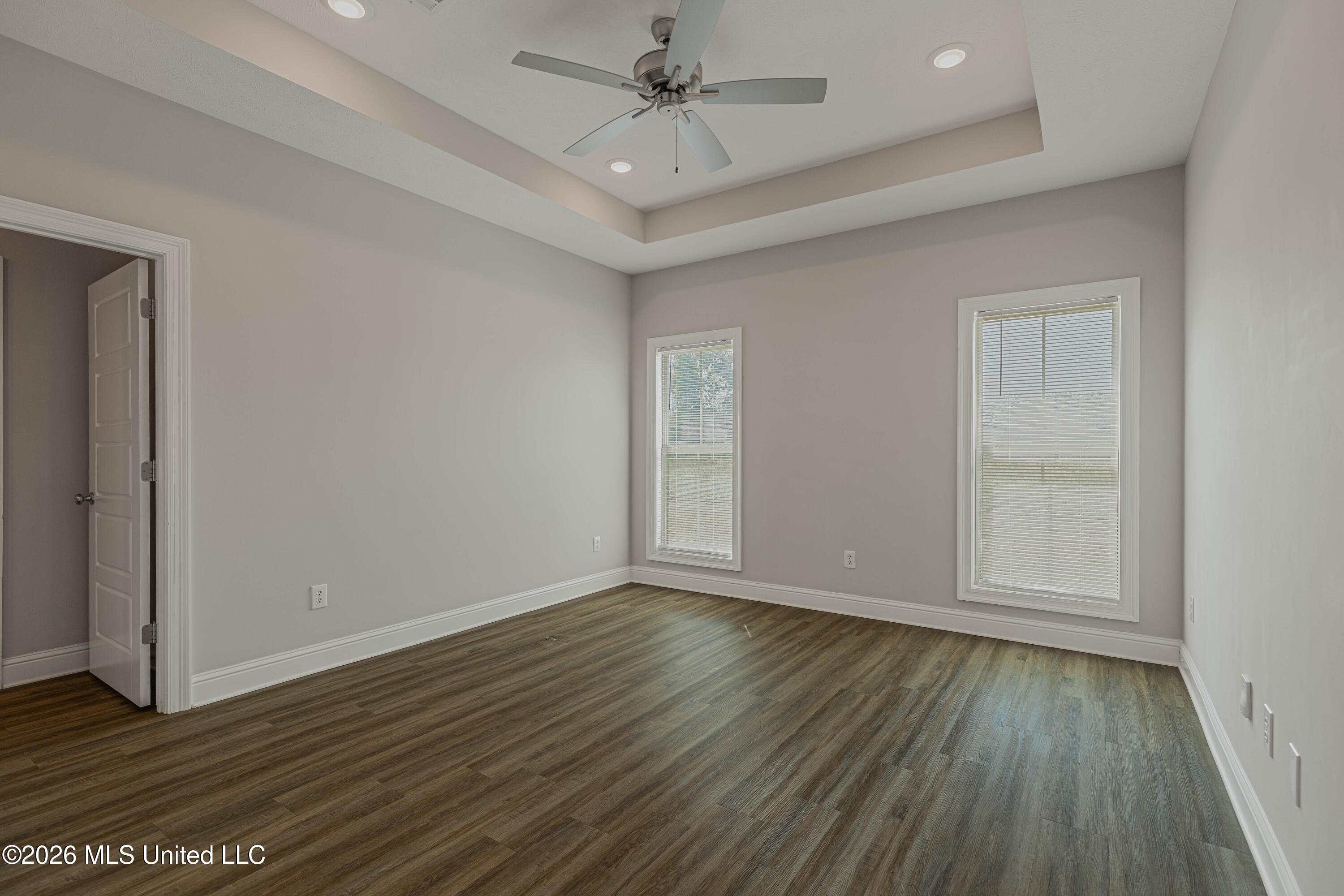 203 Silver Maple Place Property Photo 26