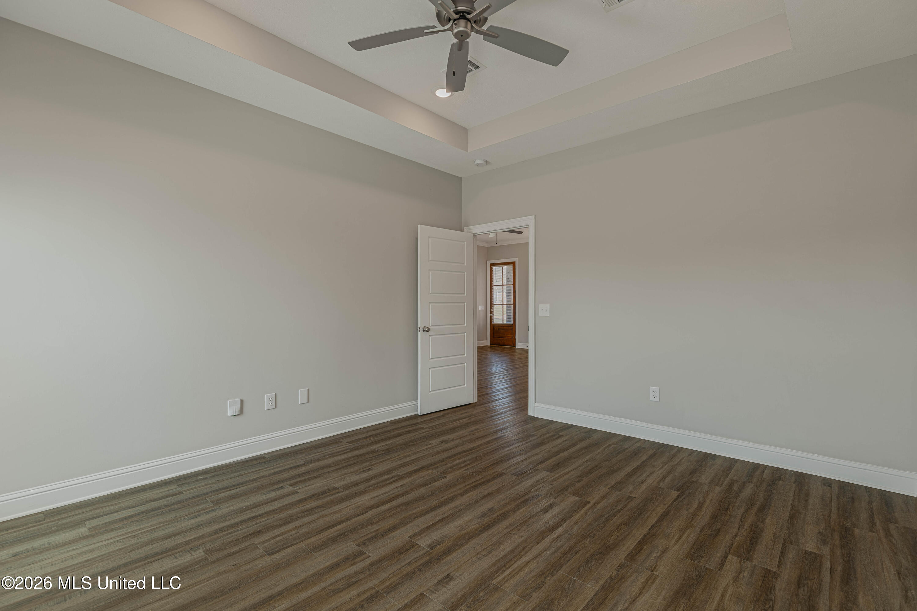203 Silver Maple Place Property Photo 27