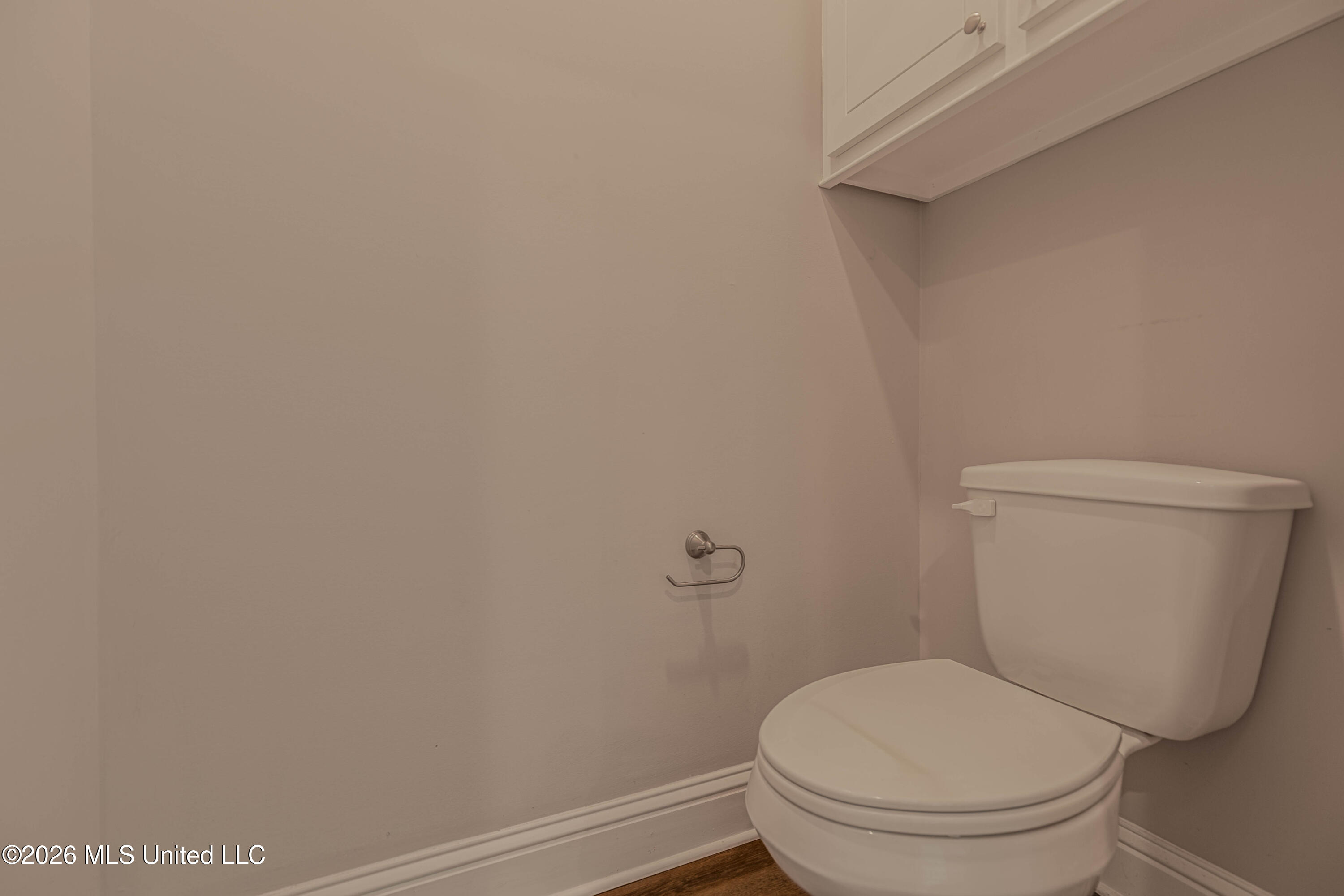 203 Silver Maple Place Property Photo 31